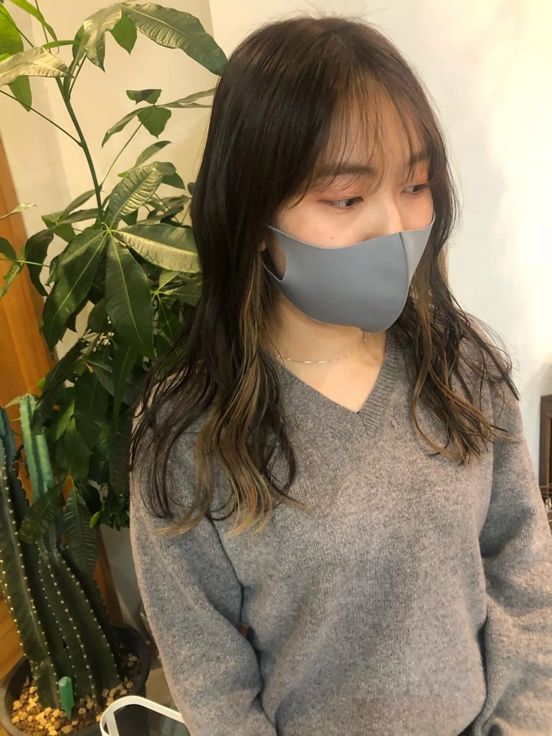 セミロング カラー ベージュカラー ブリーチ グレージュ ブリーチなしカラー オリーブグレージュ ヘアカラー 中目黒🌼 🌼ハナのヘアスタイル