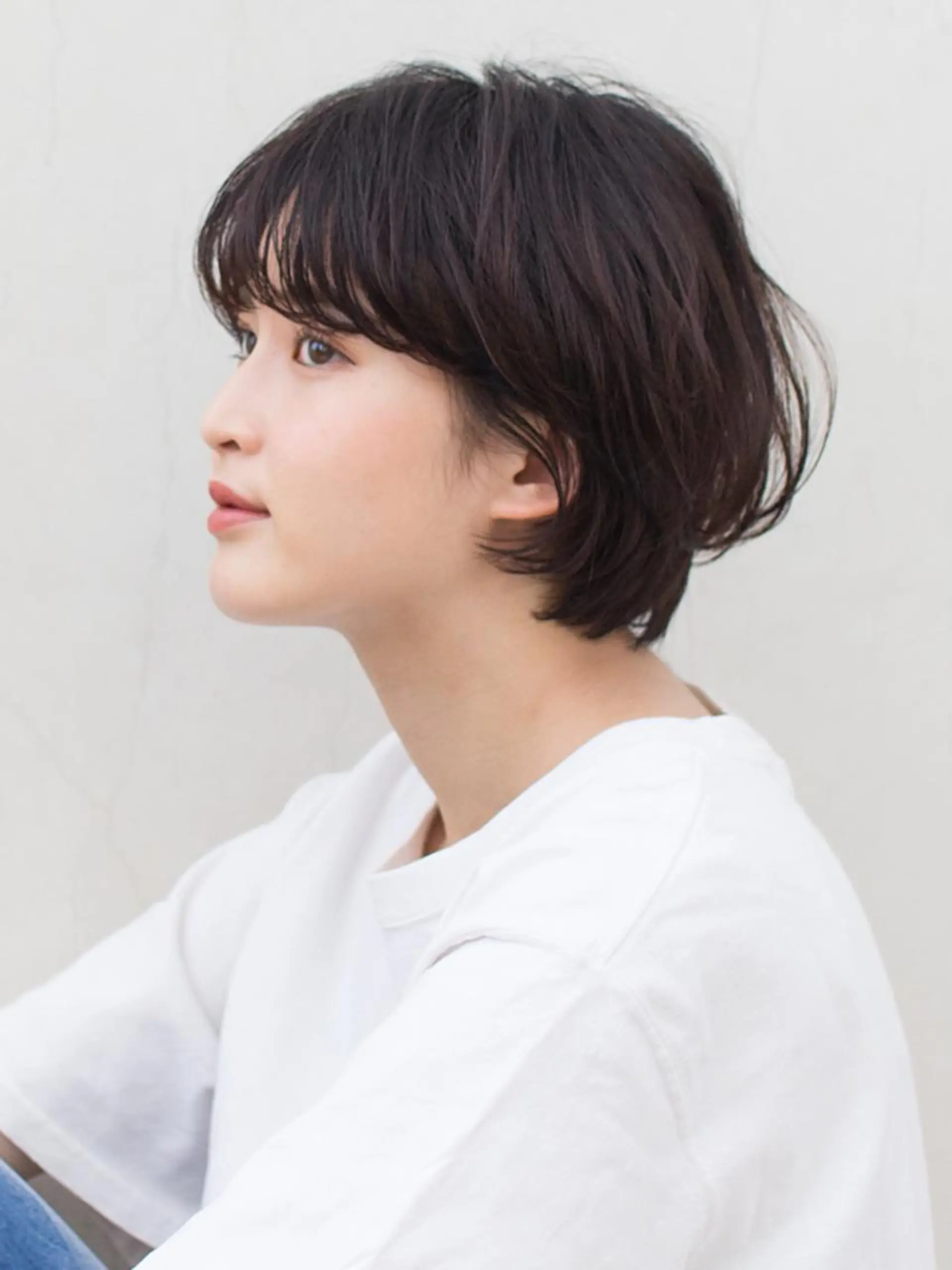 ショート 切りっぱなしボブ ショートボブ ボブ ハイライト シースルーバング 似合わせ/茅ヶ崎 スズキ タクマのヘアスタイル