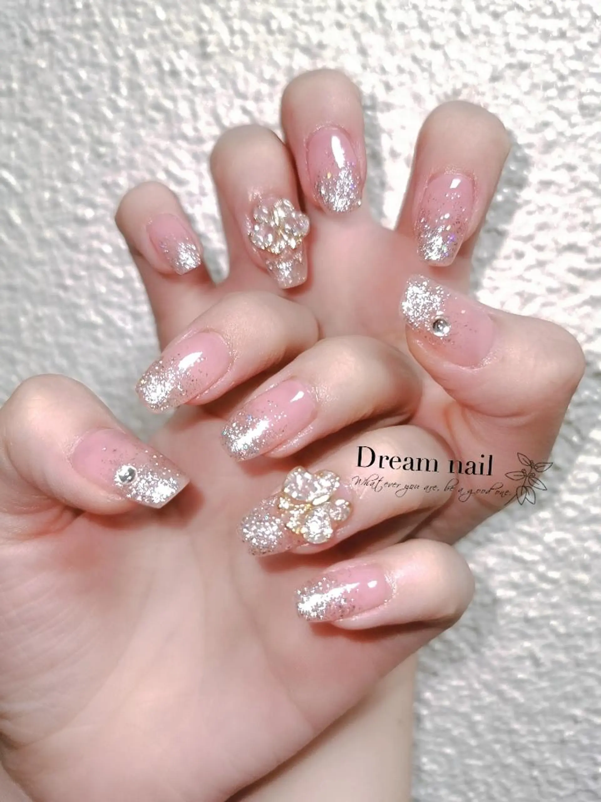 ネイル ミディアム ハンドネイル ネイリストゆか💅 長さだし、深爪矯正のネイルデザイン