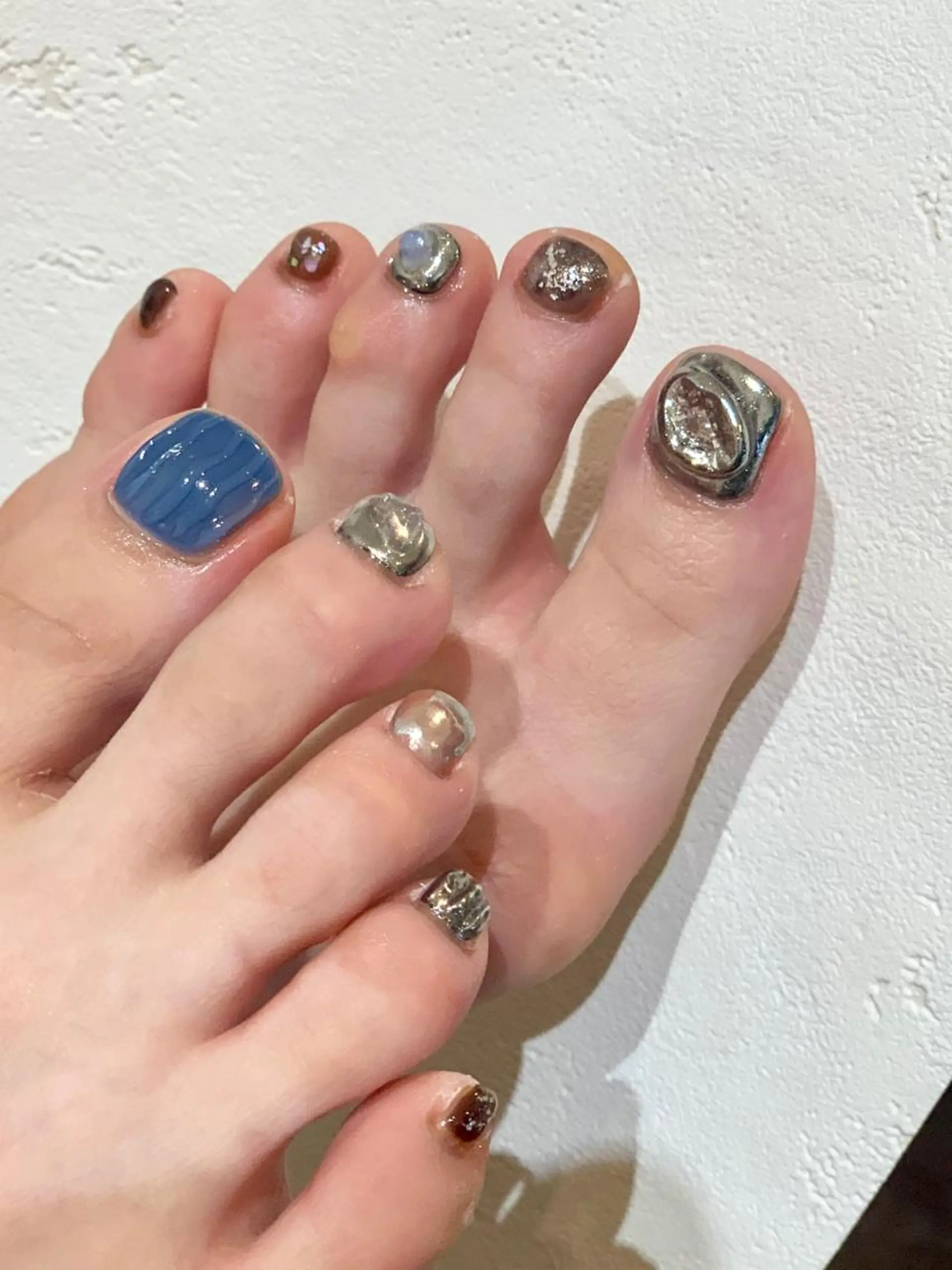 ネイル repos~ルポ~所属・里見 麗のネイルデザイン