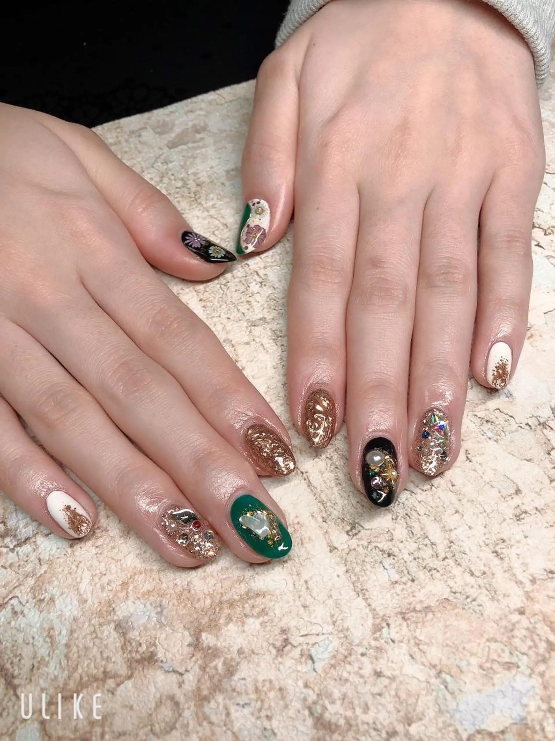 ネイル アートネイル フレンチネイル ジェルネイル グラデーション 韓国ネイル Nail room Bimano所属・Bimano seica♡+°のネイルデザイン