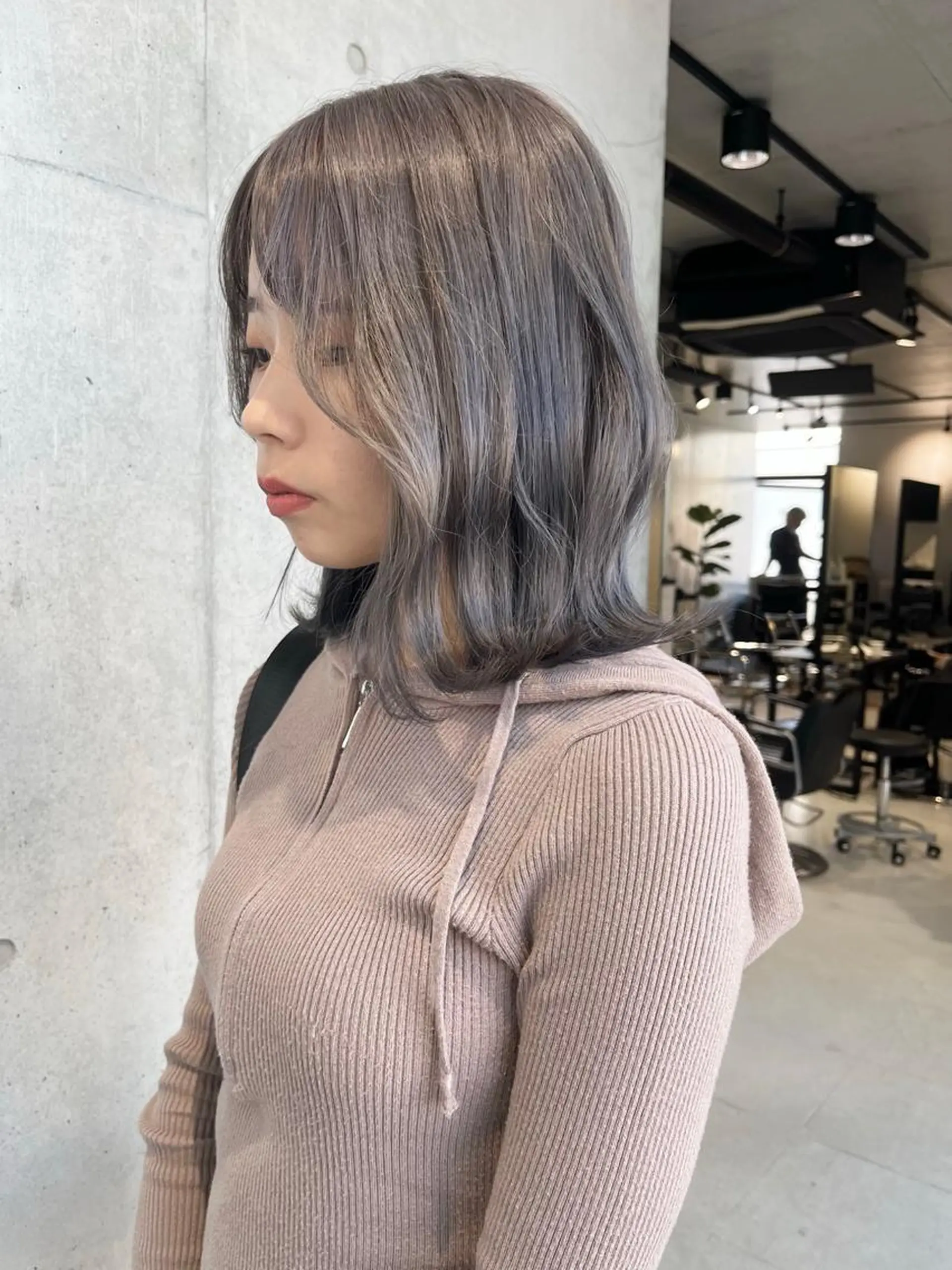 セミロング カラー パーマ ヘアアレンジ ヘアカラー トリートメント 透明感/オリーブ/ グレージュ/YUKAのヘアスタイル