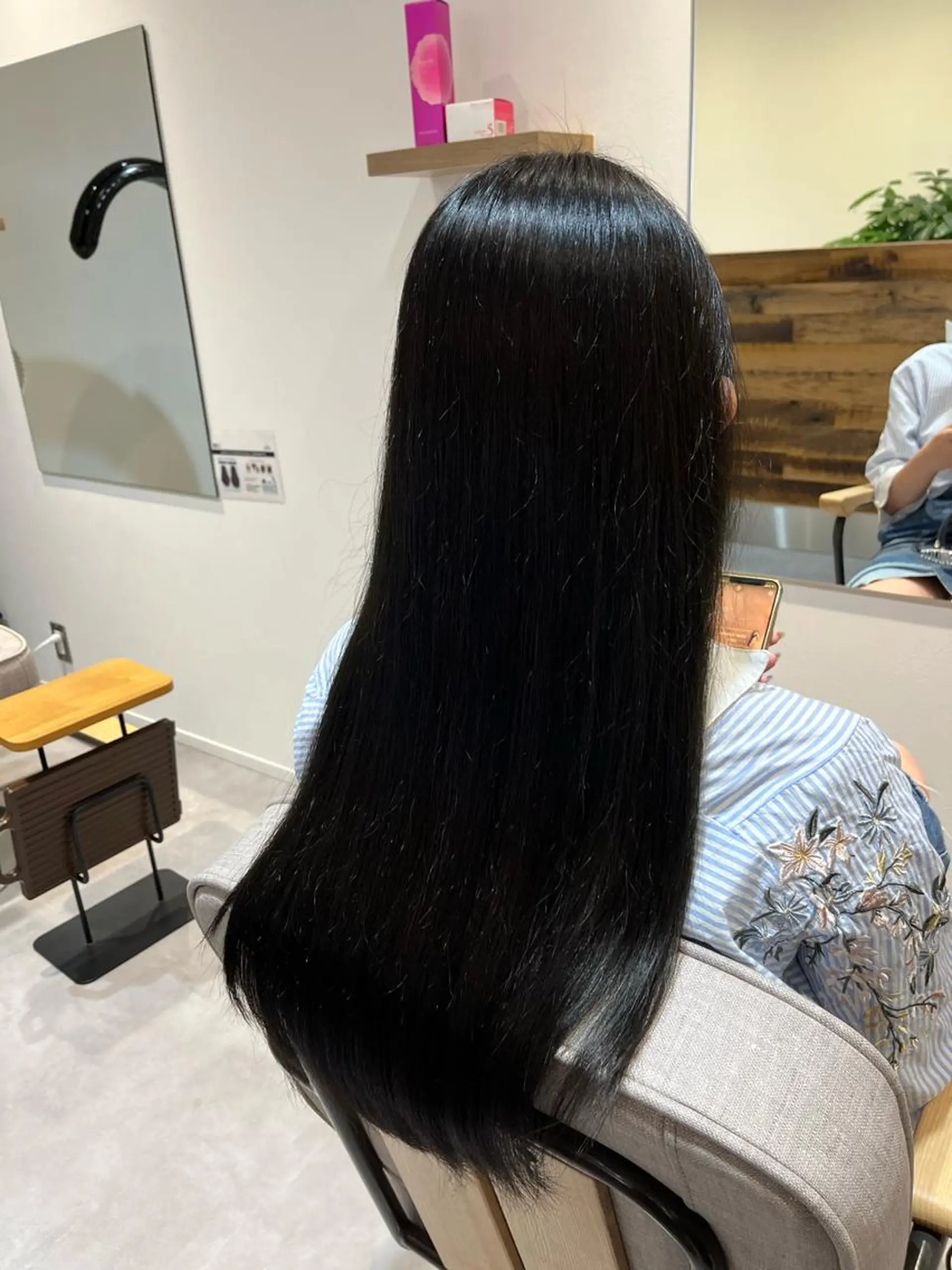 カラー カット 🌸 飯野 舞桜のヘアスタイル