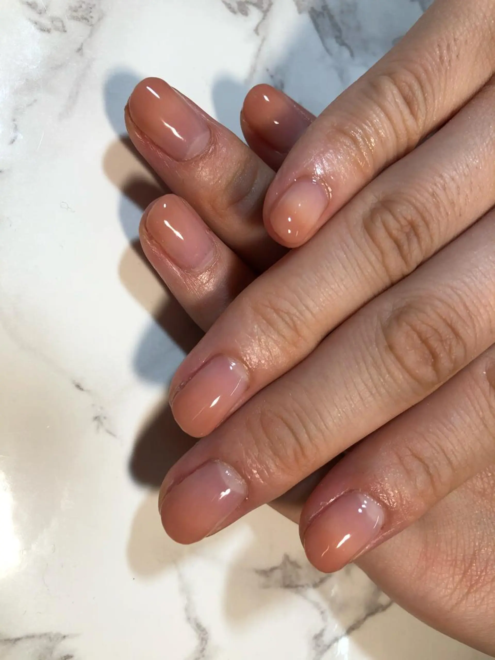 ネイル グラデーション ラメ(グリッター) オフィスネイル ネイルサロン翼所属・ネイルサロン 翼【仙川4分】のネイルデザイン