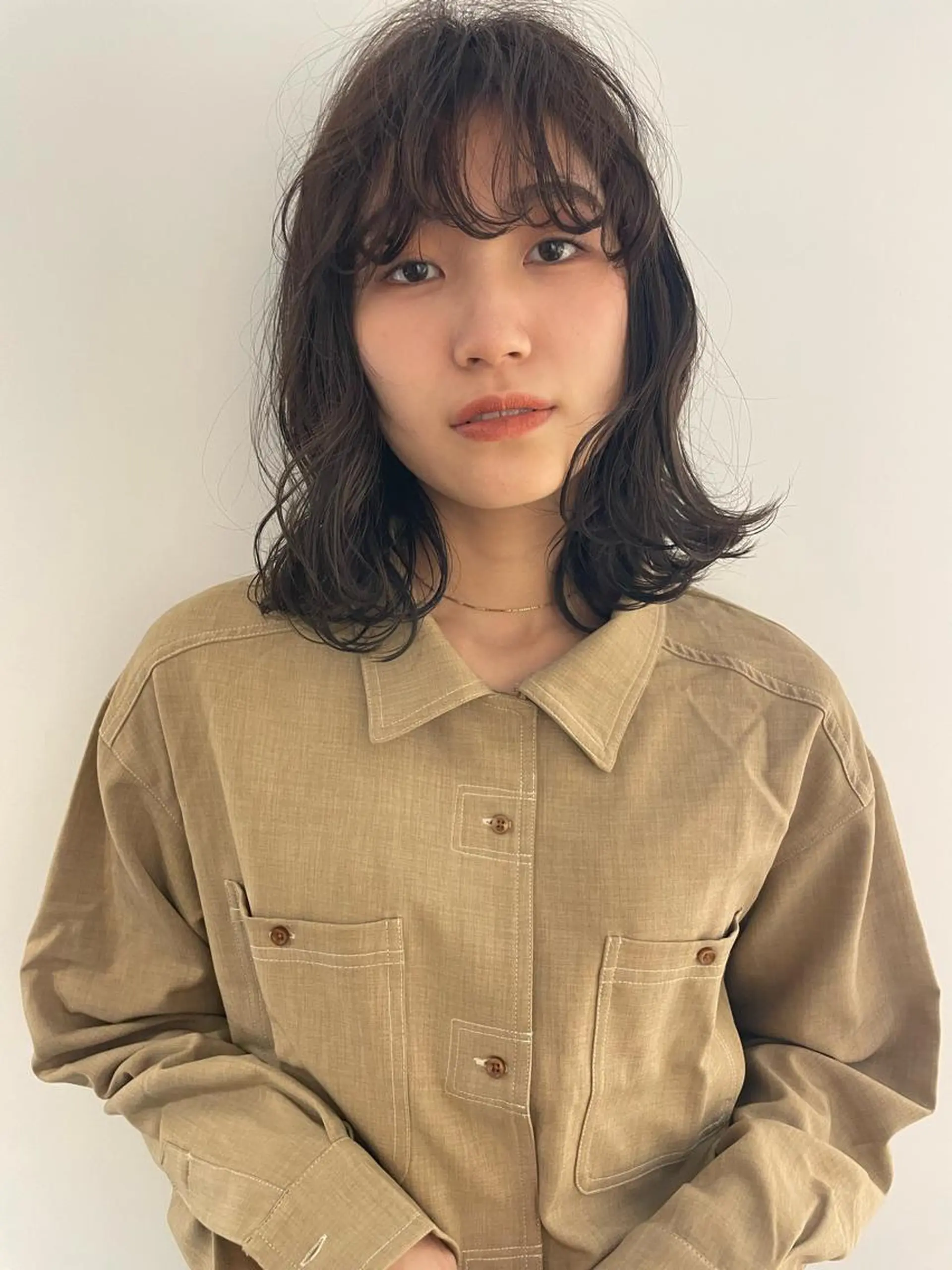 ミディアム パーマ Ata.所属・kubo nozomiのヘアスタイル