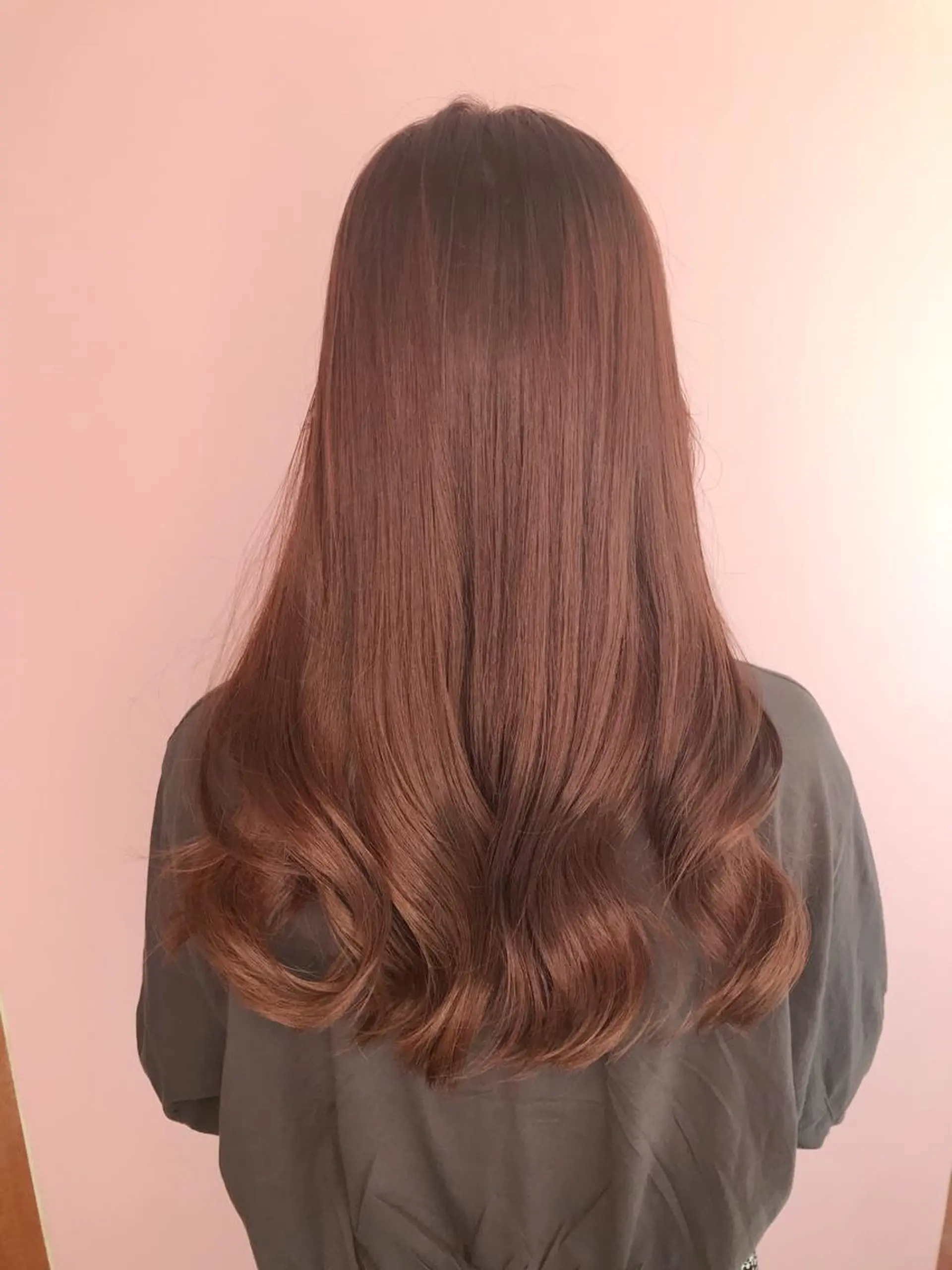 ロング 💎馴染むエクステ ×カラーTOMO💎のヘアスタイル