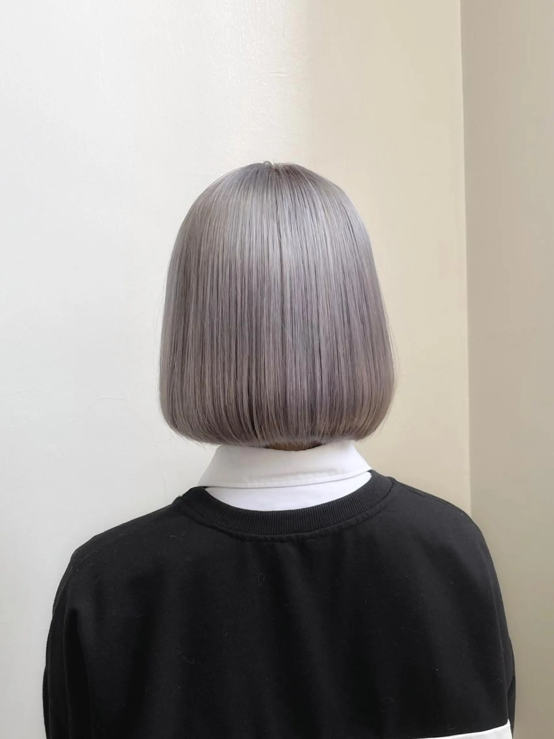 ショート カラー シルバー ボブ カット ヘアカラー トリートメント ヘアセット メンズ特化 パーマ/オザワのヘアスタイル