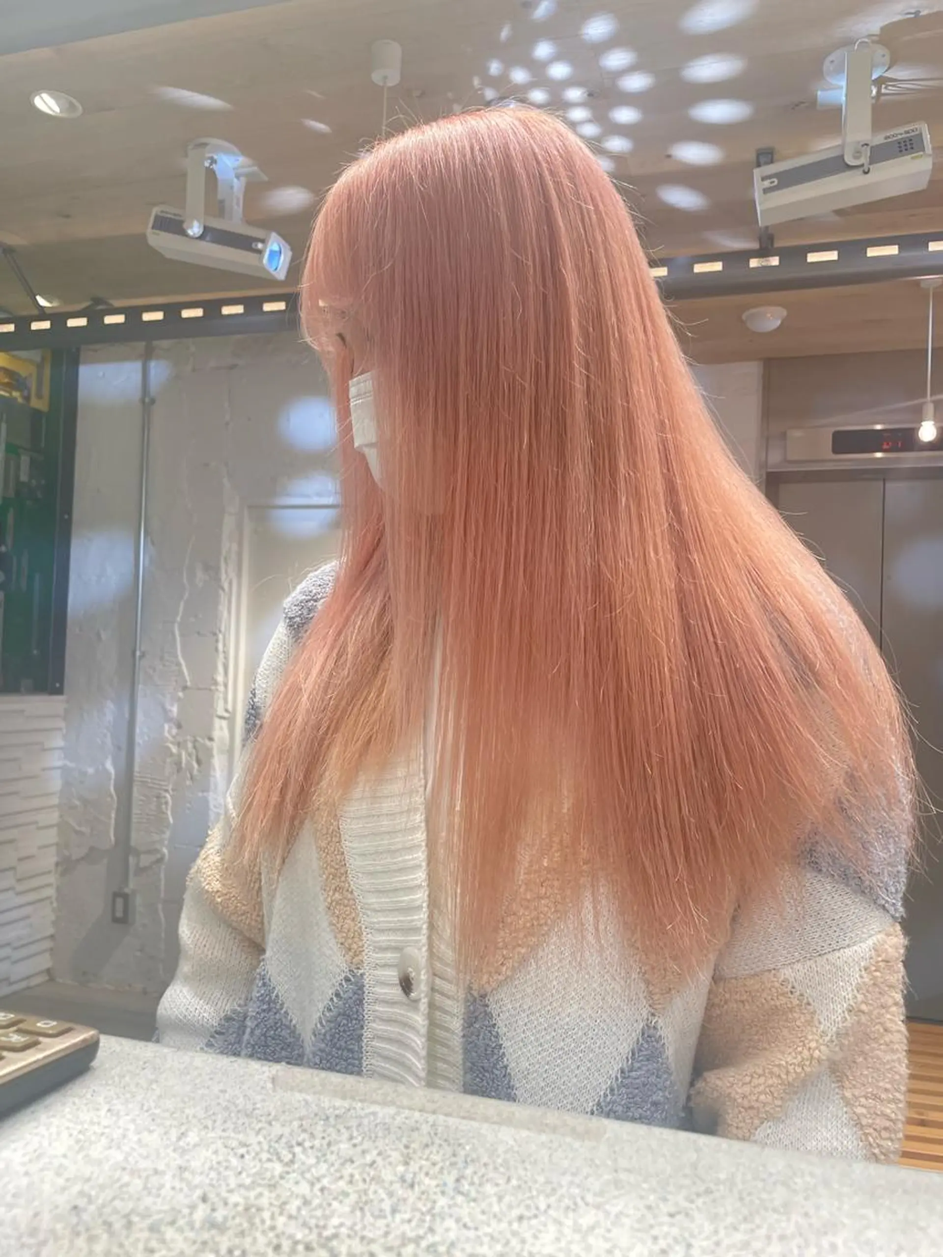 ロング カラー LUNTY NAMBA所属・艶ハイトーン👑♡ NATSUKIのヘアスタイル