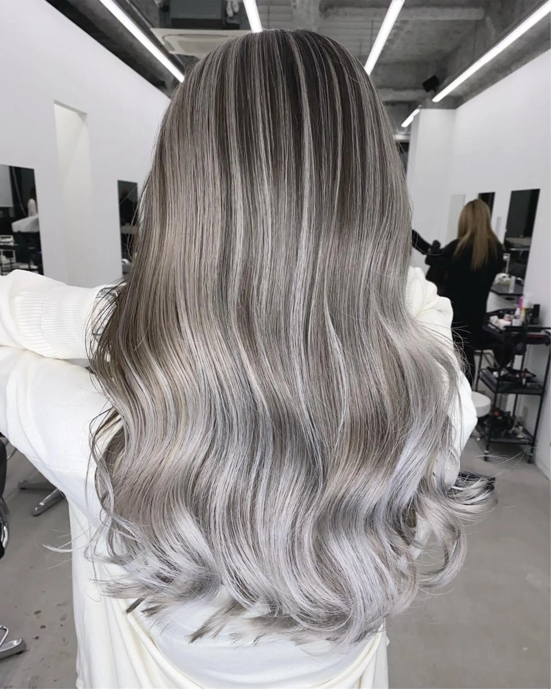 ロング カラー バレイヤージュ レイヤーカット gotoday所属・🔥透明感抜群🔥 ひでのヘアスタイル