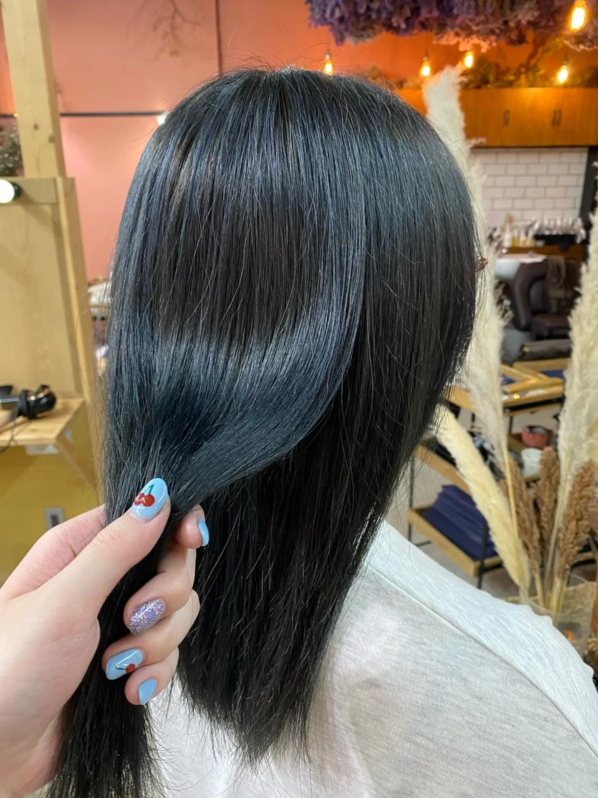 ミディアム カラー ヘアアレンジ メンズ ネイル マツエク・マツパ アイブロウ chapter問屋町 💘小室明華のヘアスタイル