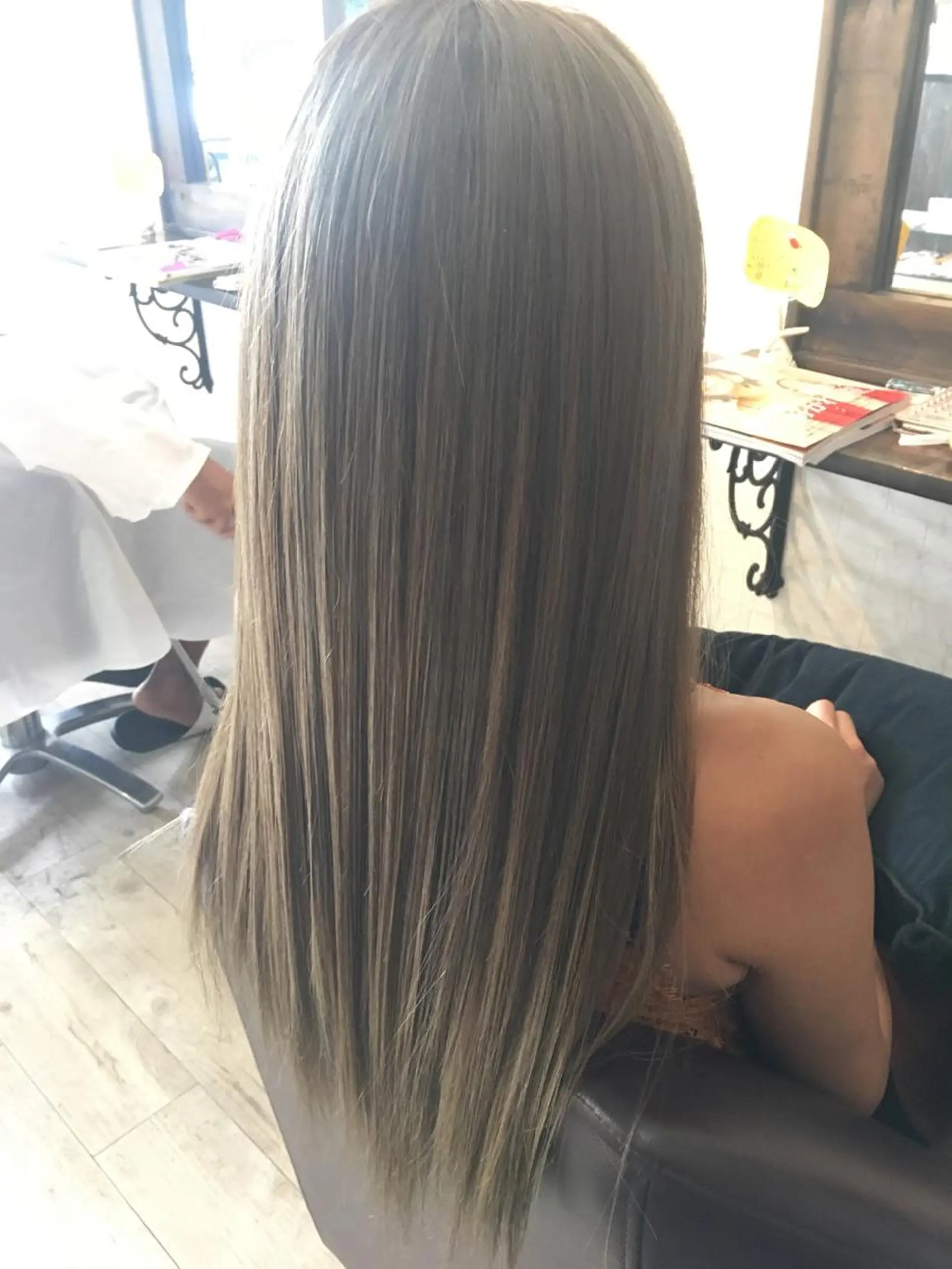 ロング カット ヘアカラー トリートメント BELCHIC所属・松本 亮のヘアスタイル