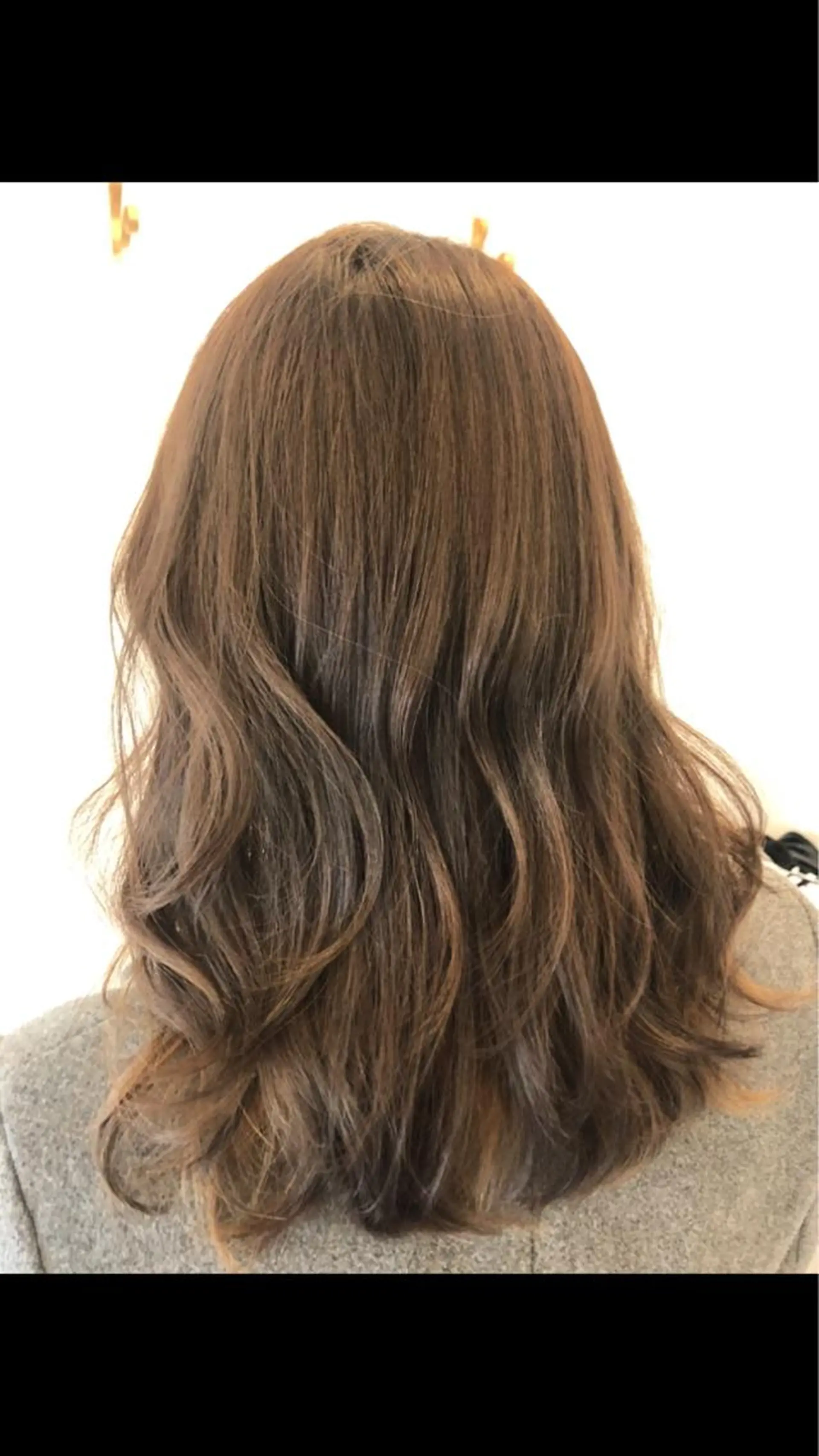 セミロング La.fleur ラ.フルールのヘアスタイル