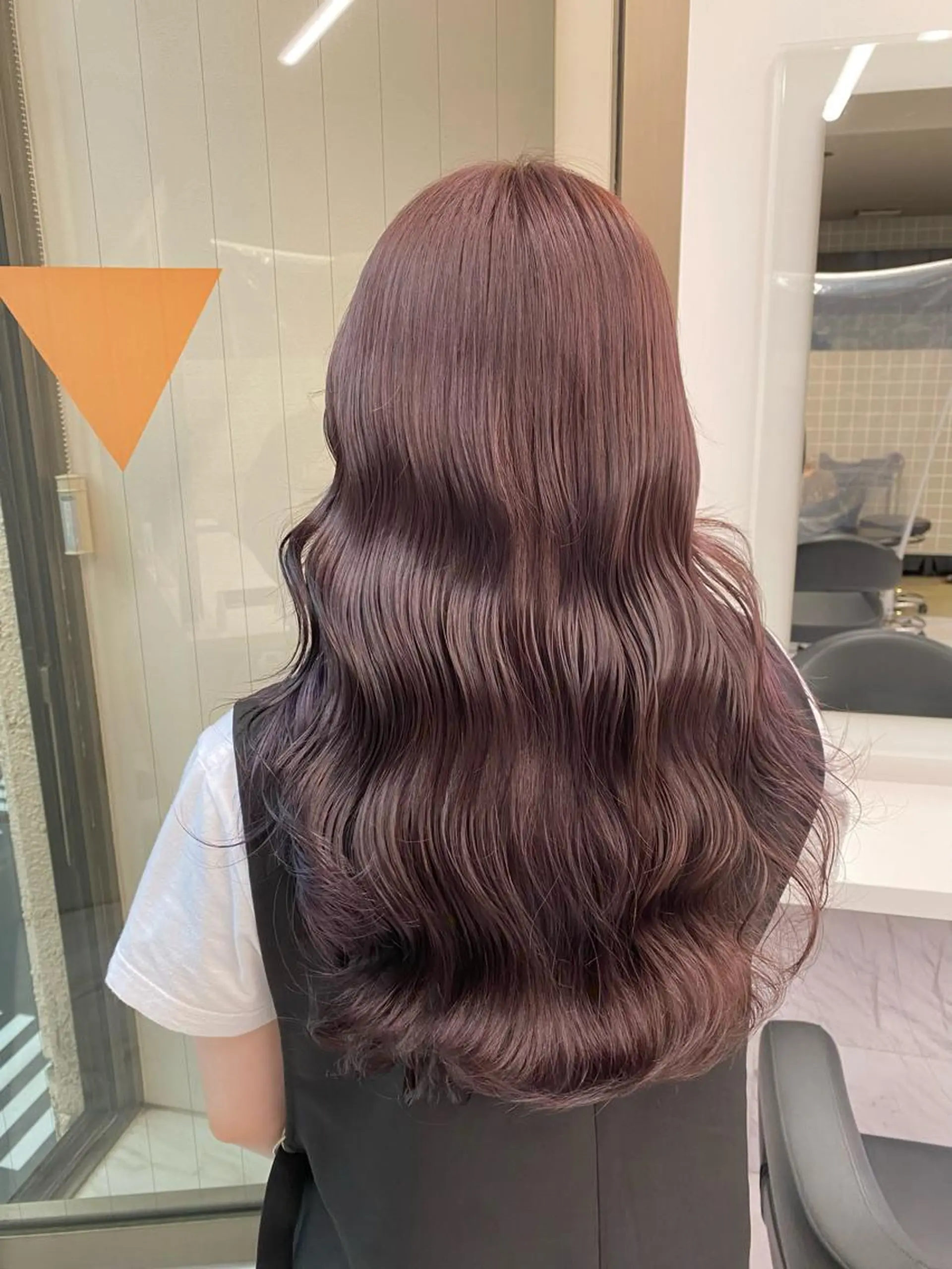 セミロング カラー レイヤー/韓国❣️ 髪質改善/亘紘輝のヘアスタイル