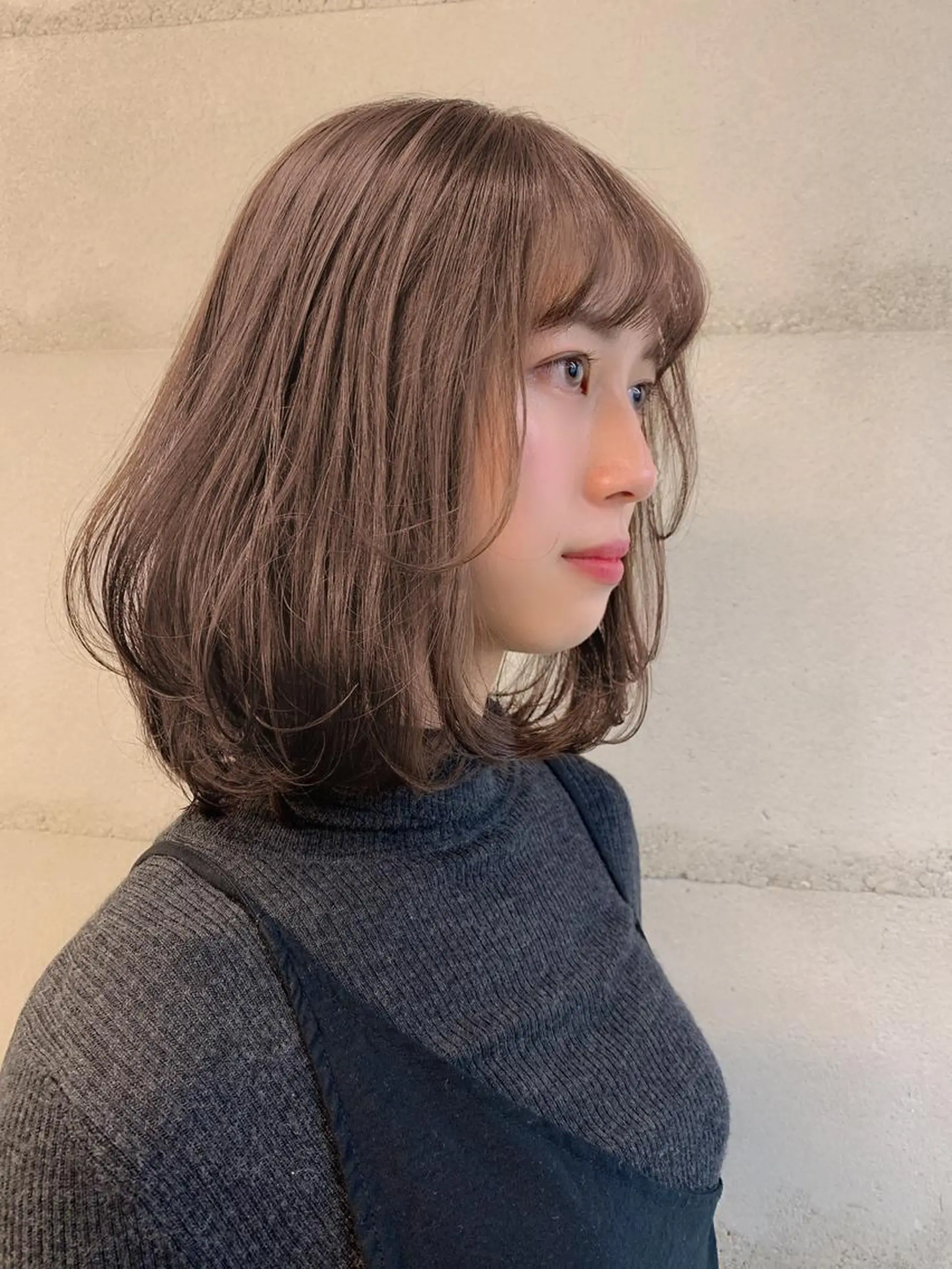 ミディアム カラー 透明感/オリーブ/ グレージュ/YUKAのヘアスタイル