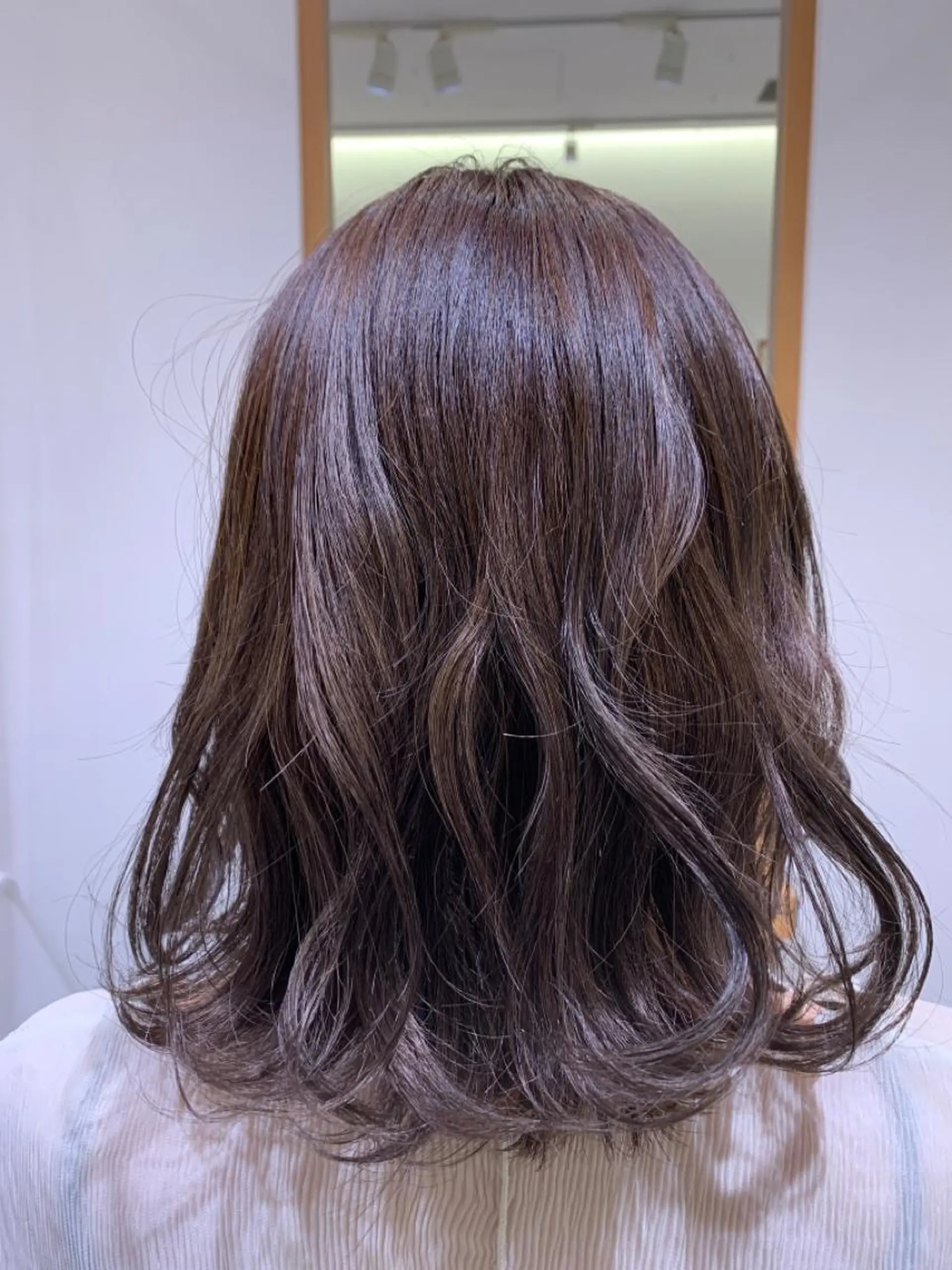 ミディアム カラー グレージュ Hitotose代表 中島和樹のヘアスタイル