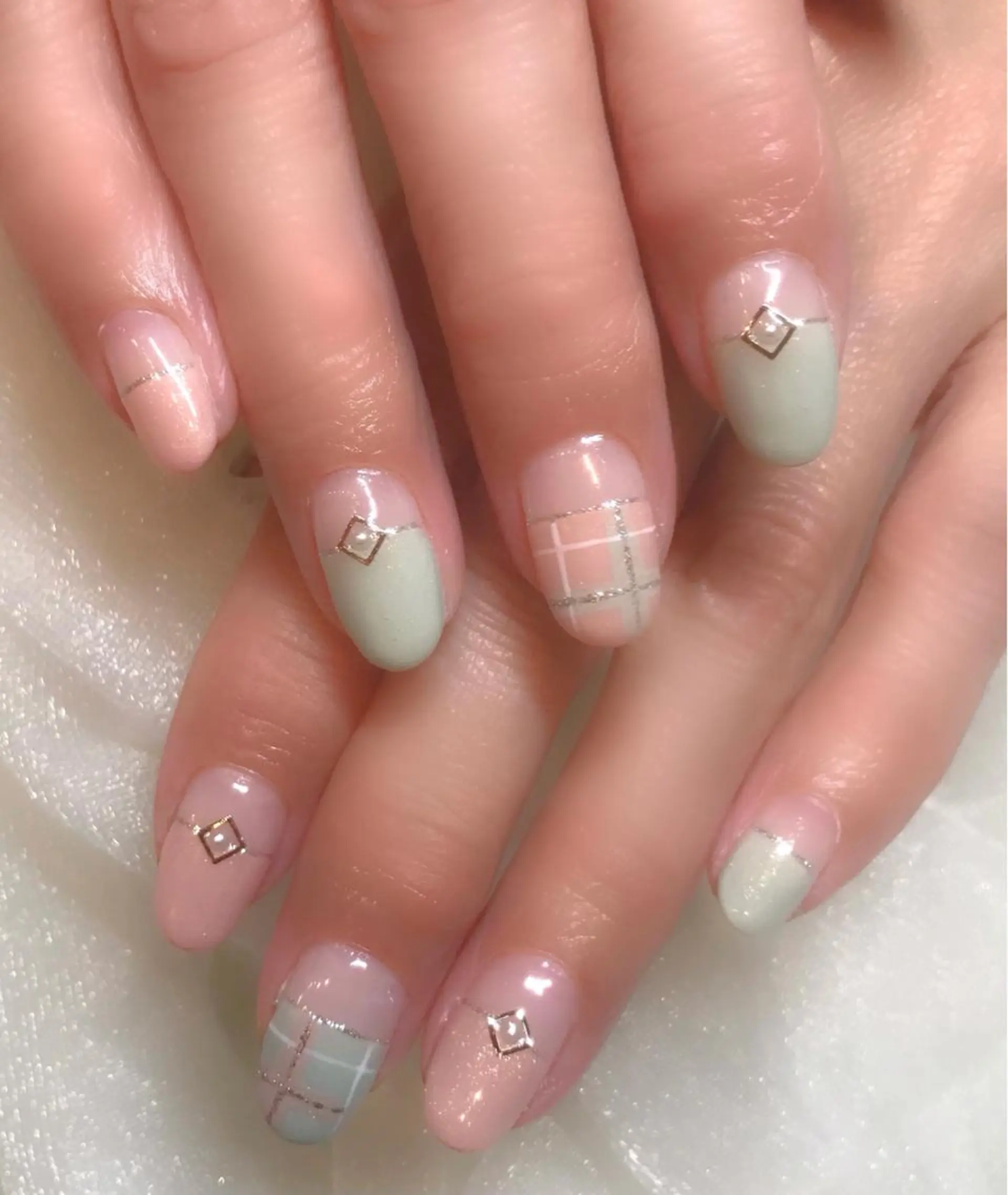 ネイル クリアネイル 三村 綾のマツエク・マツパデザイン