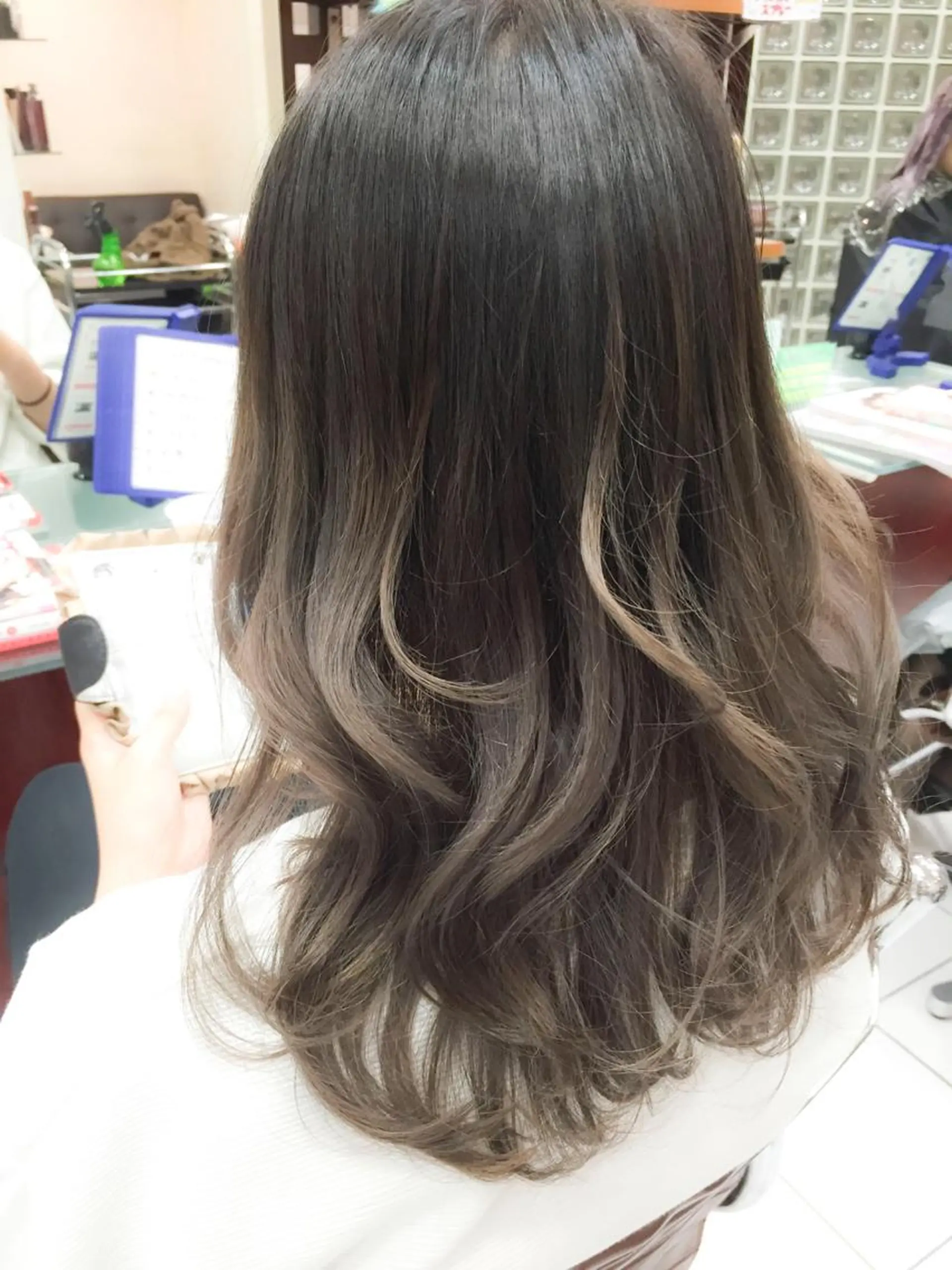 ミディアム カラー モテ髪透明感❤️ デイズヘアカラーのヘアスタイル
