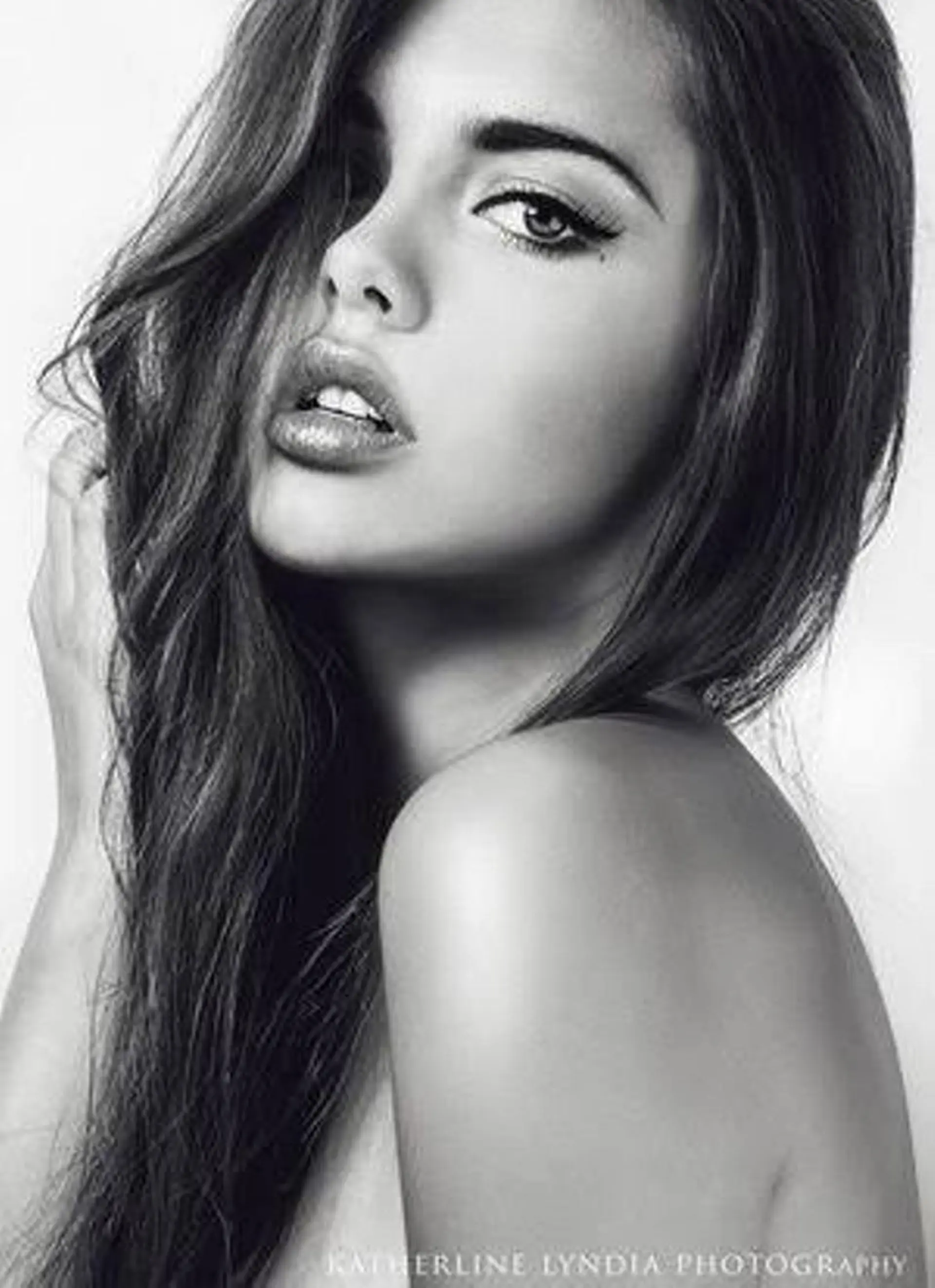 エステ É LINDA所属・E LINDAのネイルデザイン