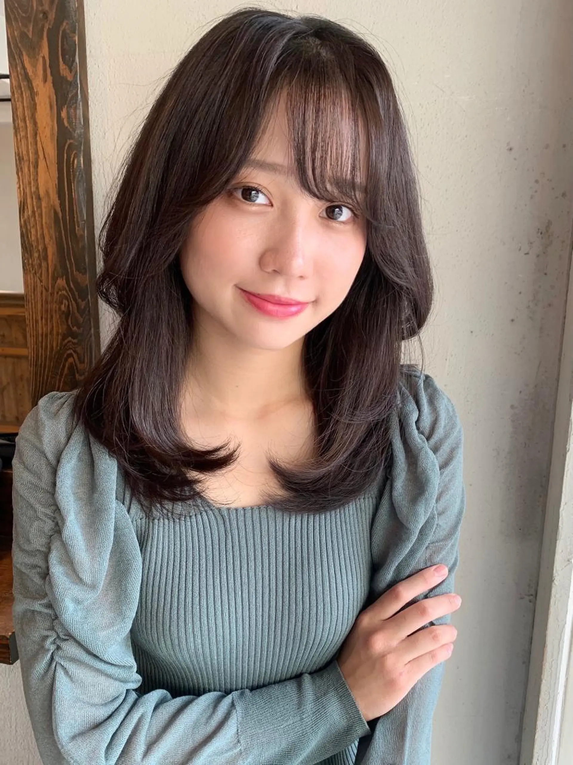 セミロング カラー 透明感/オリーブ/ グレージュ/YUKAのヘアスタイル