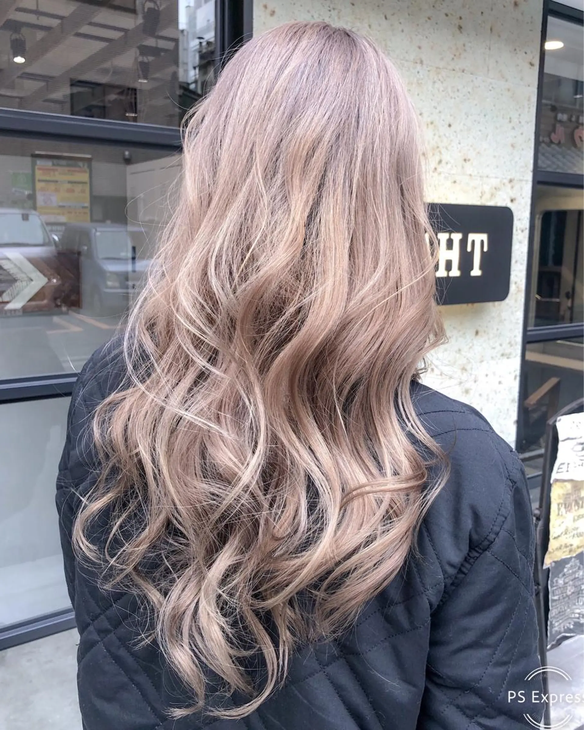 ロング カラー ヘアカラー LA KING GINZA TOKYO所属・🧡ショートの達人 🧡SHOのヘアスタイル