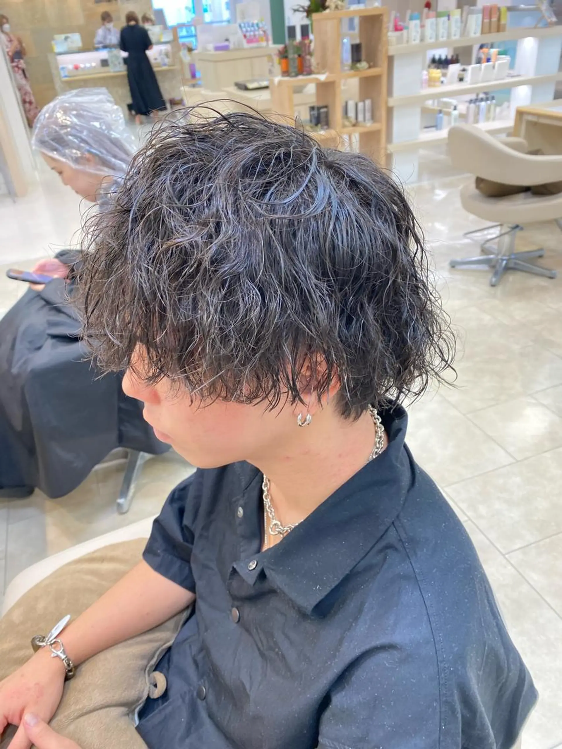 ショート パーマ メンズ カット パーマ トリートメント 湘南/メンズパーマ/ ハイライト/ユチカのヘアスタイル