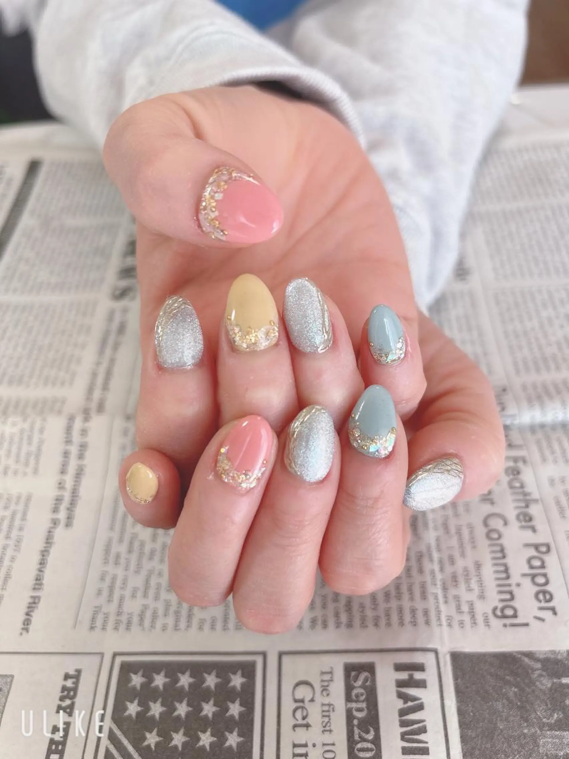 ネイル ミラーネイル ハンドネイル ハンドケア 森山 舞のネイルデザイン