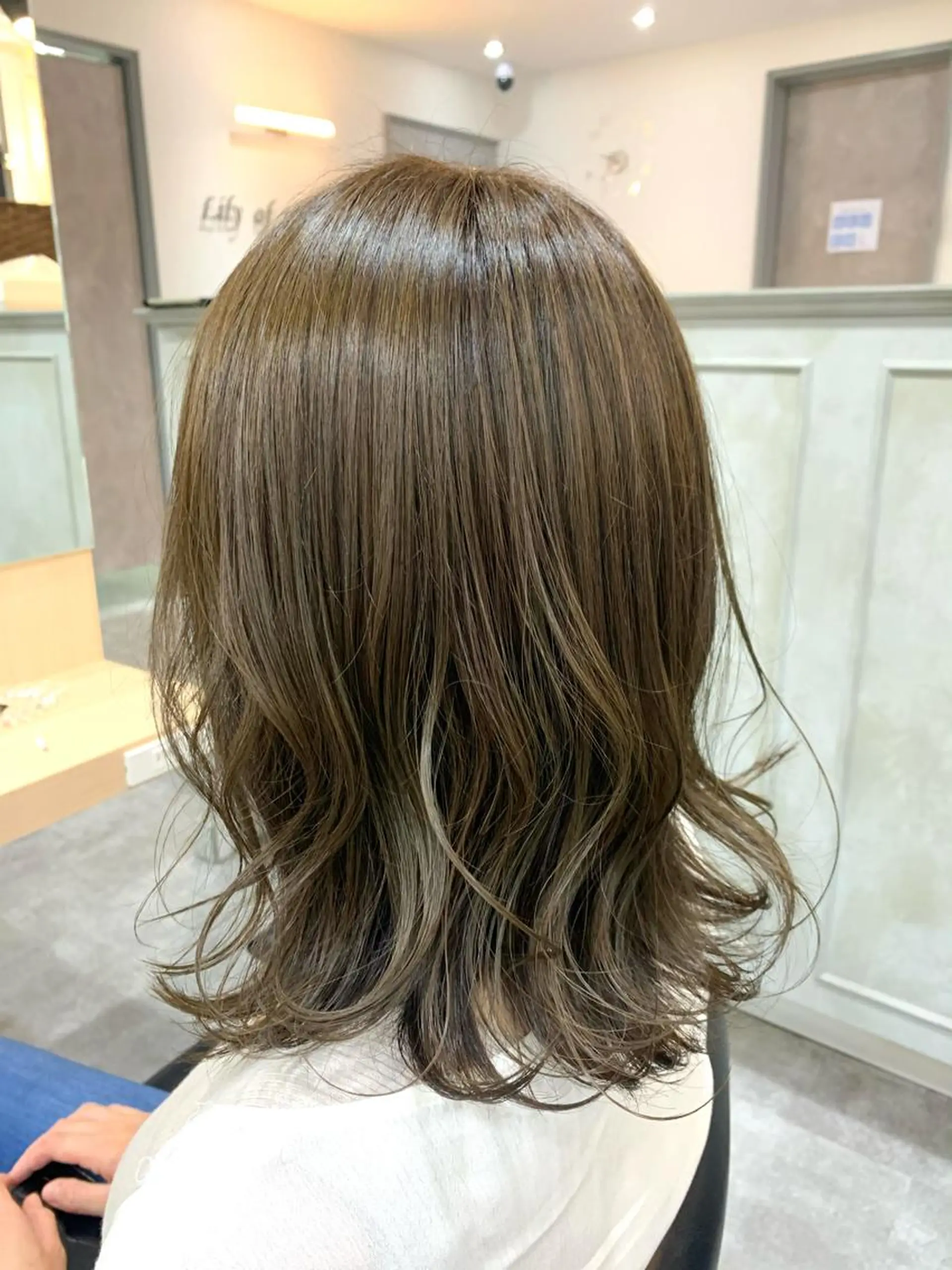 ミディアム カラー ヘアアレンジ カット ヘアカラー トリートメント 髪質改善🩵艶髪 ストレート🩵山口のヘアスタイル