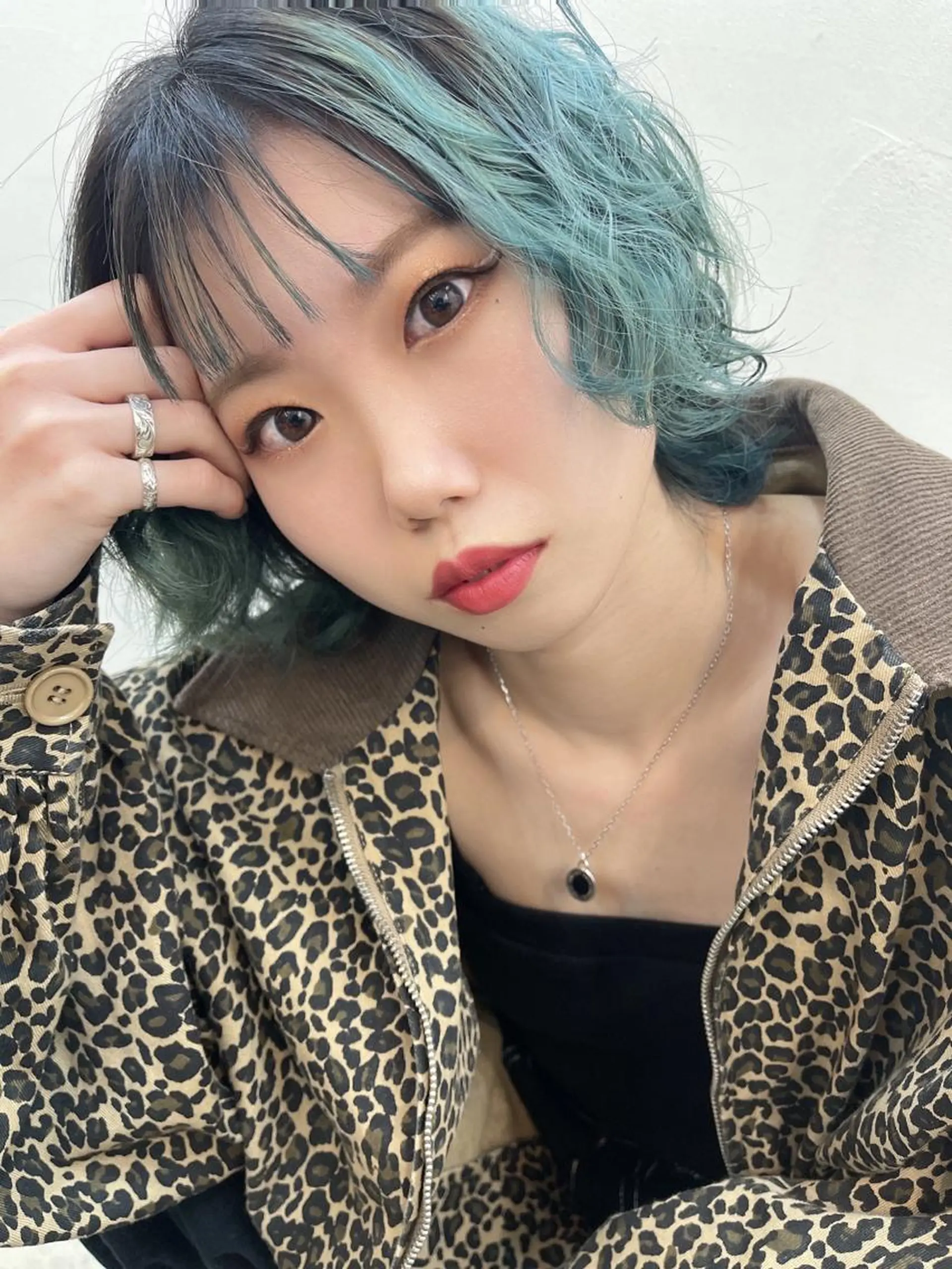 ショート 顔まわりレイヤー/ bob及川亜沙美のヘアスタイル