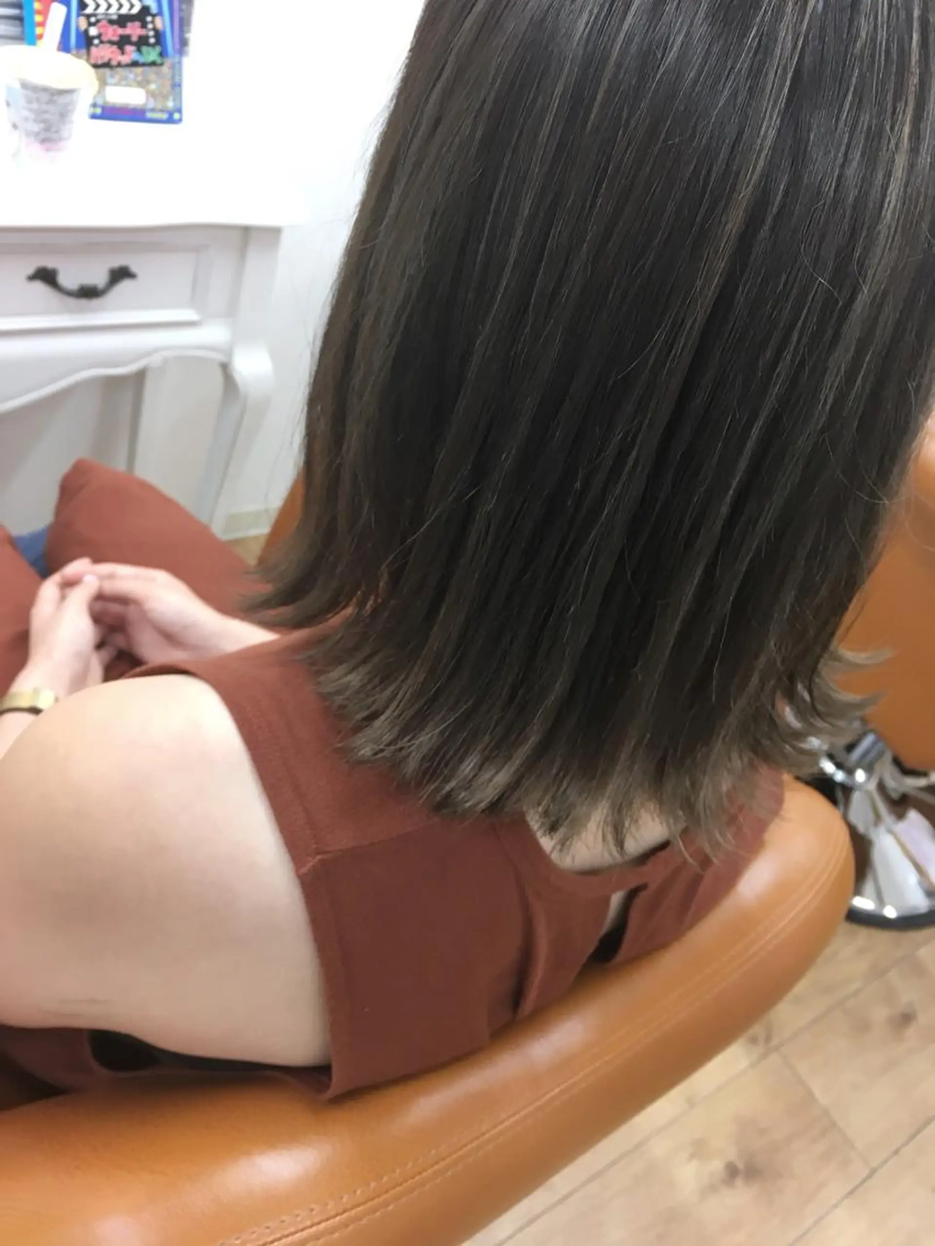 ミディアム カラー noa  ノアのヘアスタイル