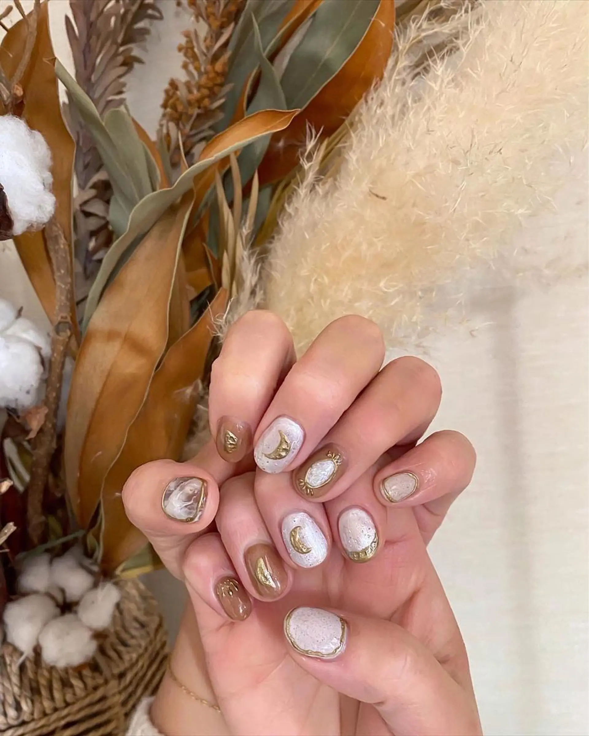 ネイル es nailのネイルデザイン