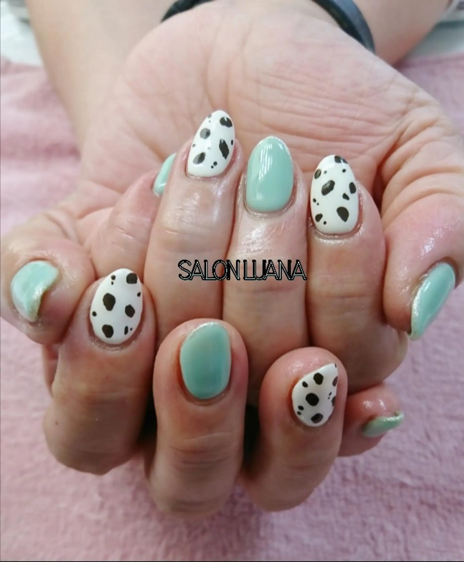 ネイル ハンドネイル LUANA  TAKAHASHIのネイルデザイン