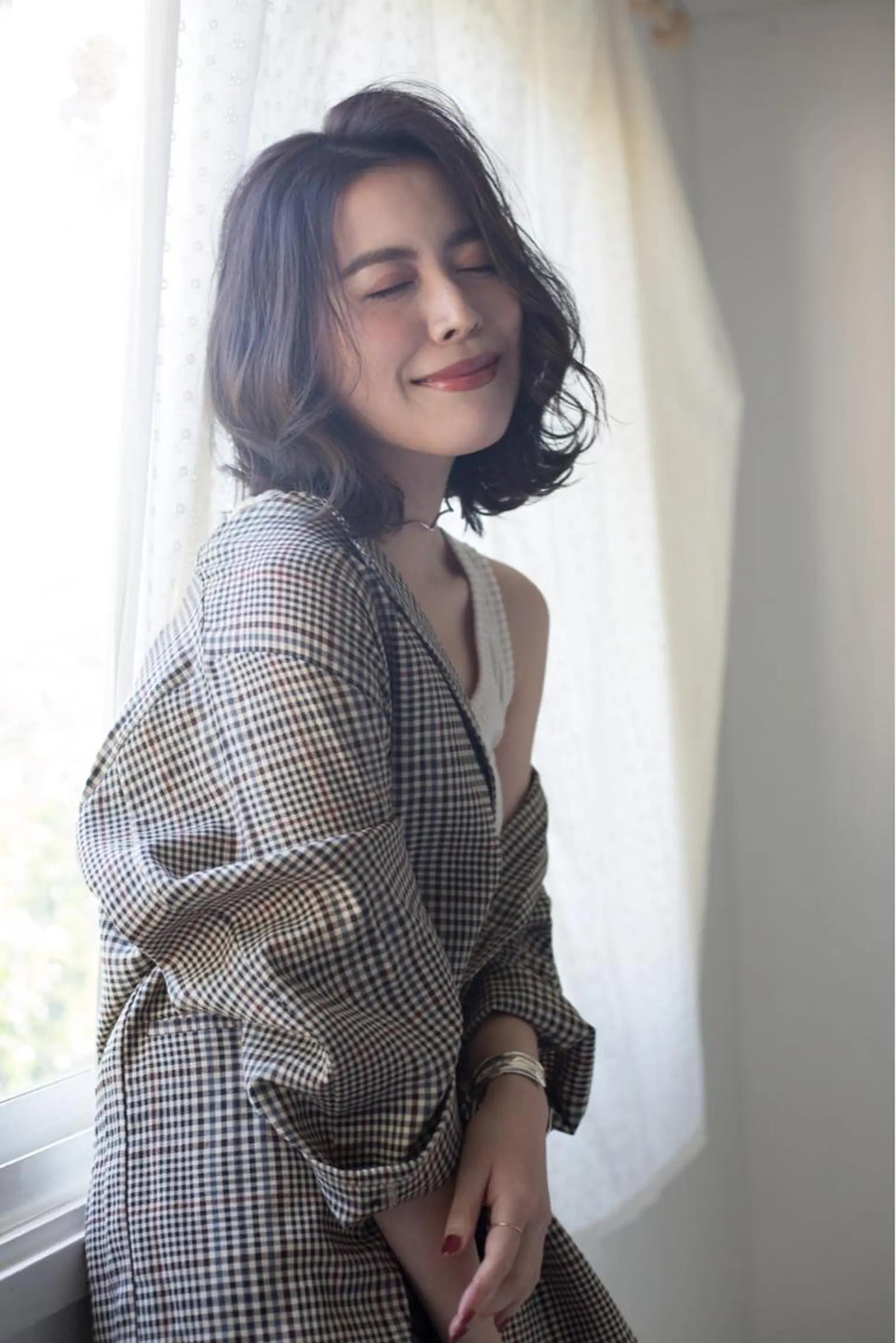 ミディアム カット ヘアカラー トリートメント ヘアセット ショート/縮毛矯正 紺野紘三のヘアスタイル