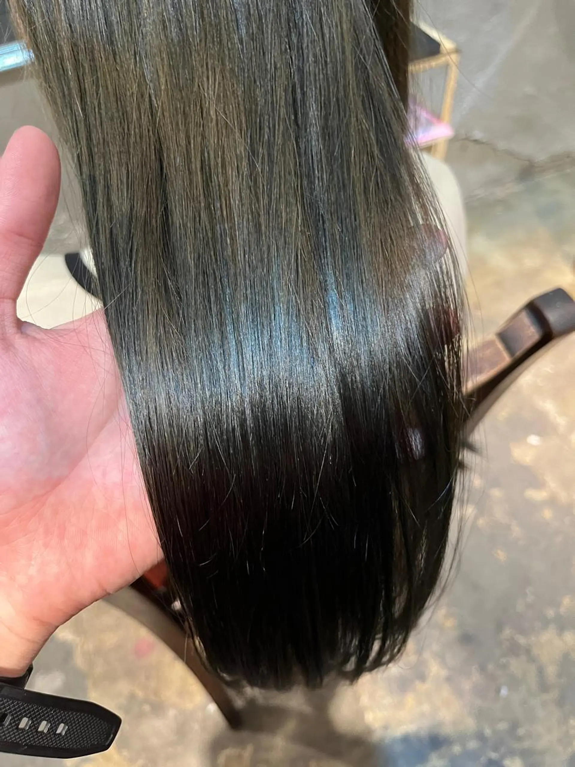 ロング カラー ナチュラルなヘア /ヨシダトモキのヘアスタイル