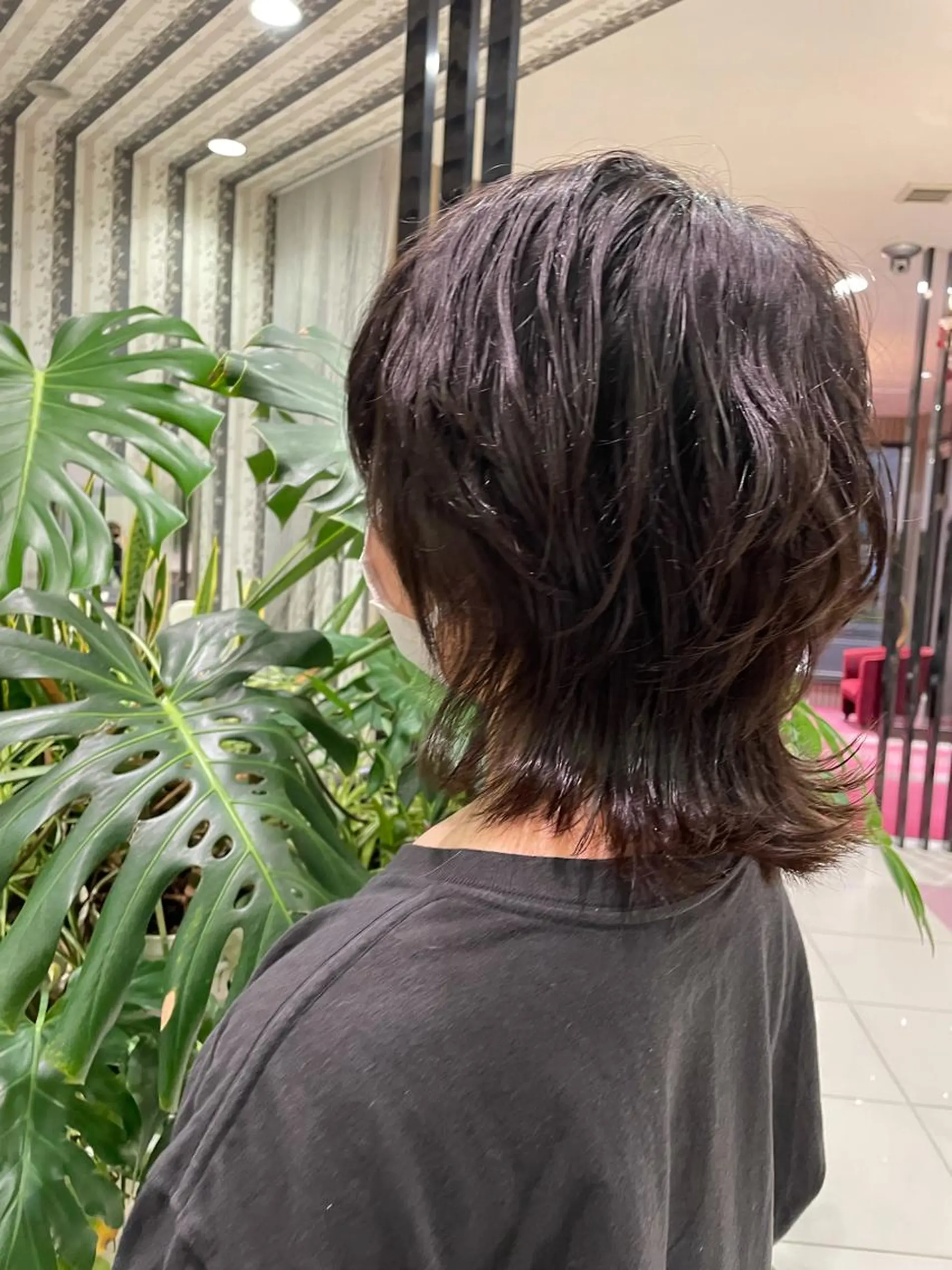 ミディアム 石坂 瀬音のヘアスタイル