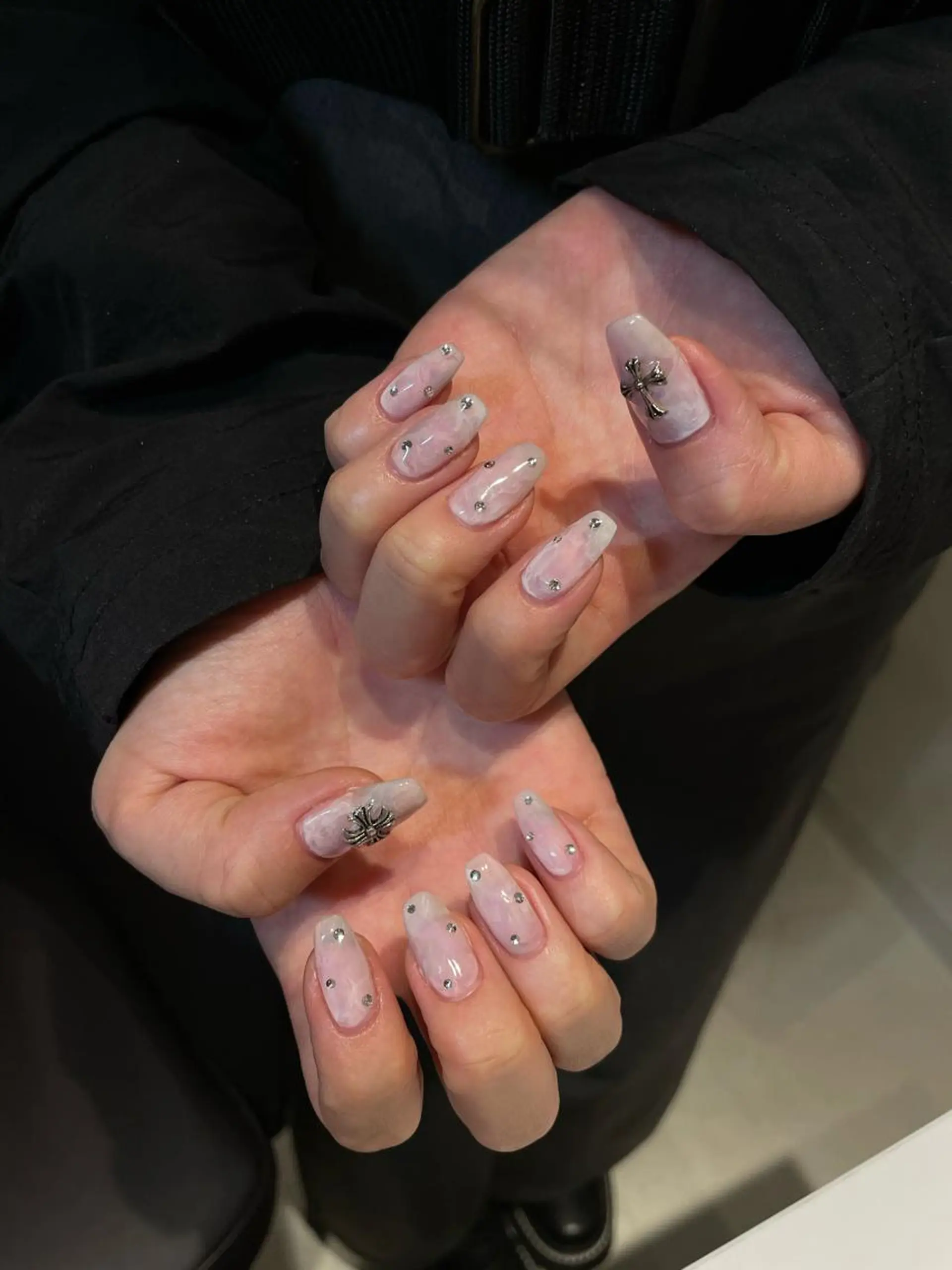 ネイル ハンドネイル AOI✩⡱ y2kネイルのネイルデザイン