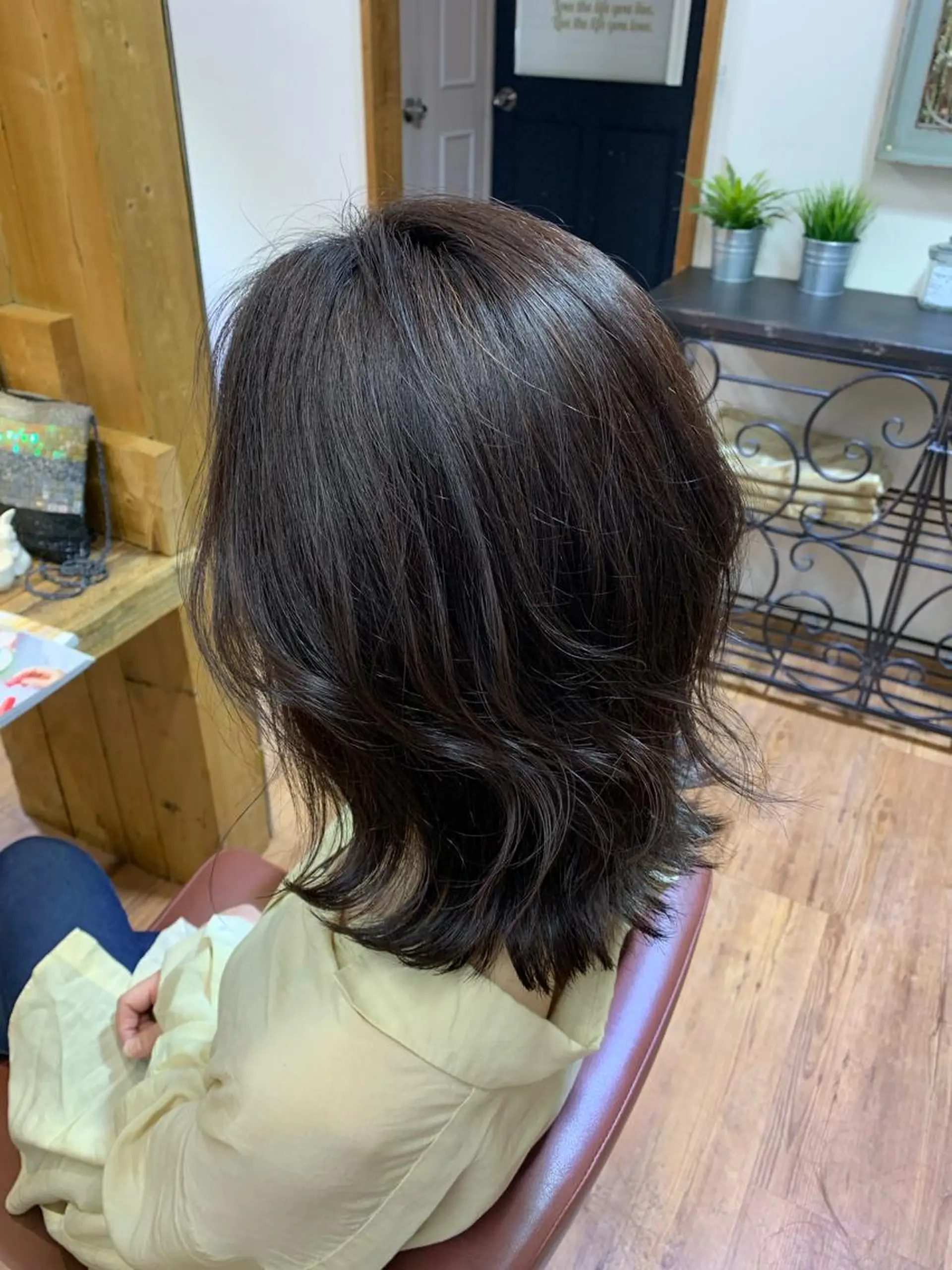 ミディアム カラー 亀田 泰生のヘアスタイル