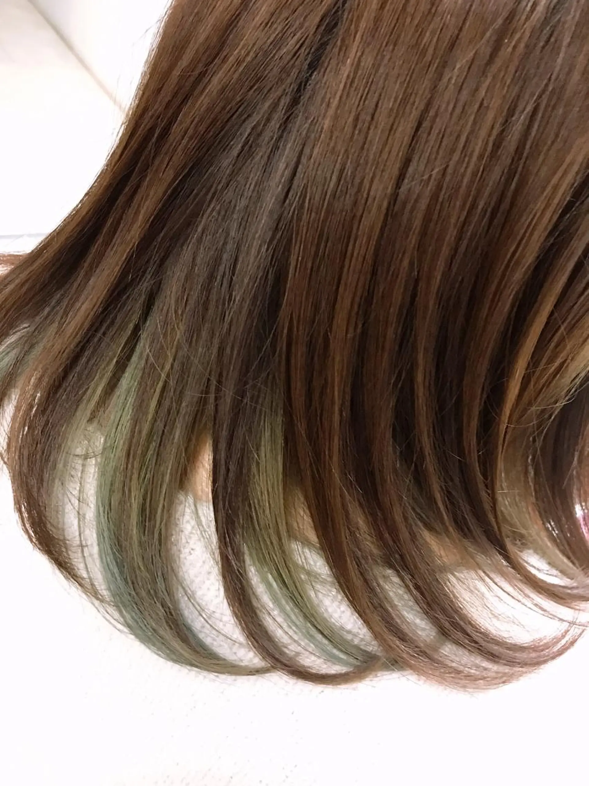 セミロング カラー R ri R takagiのヘアスタイル