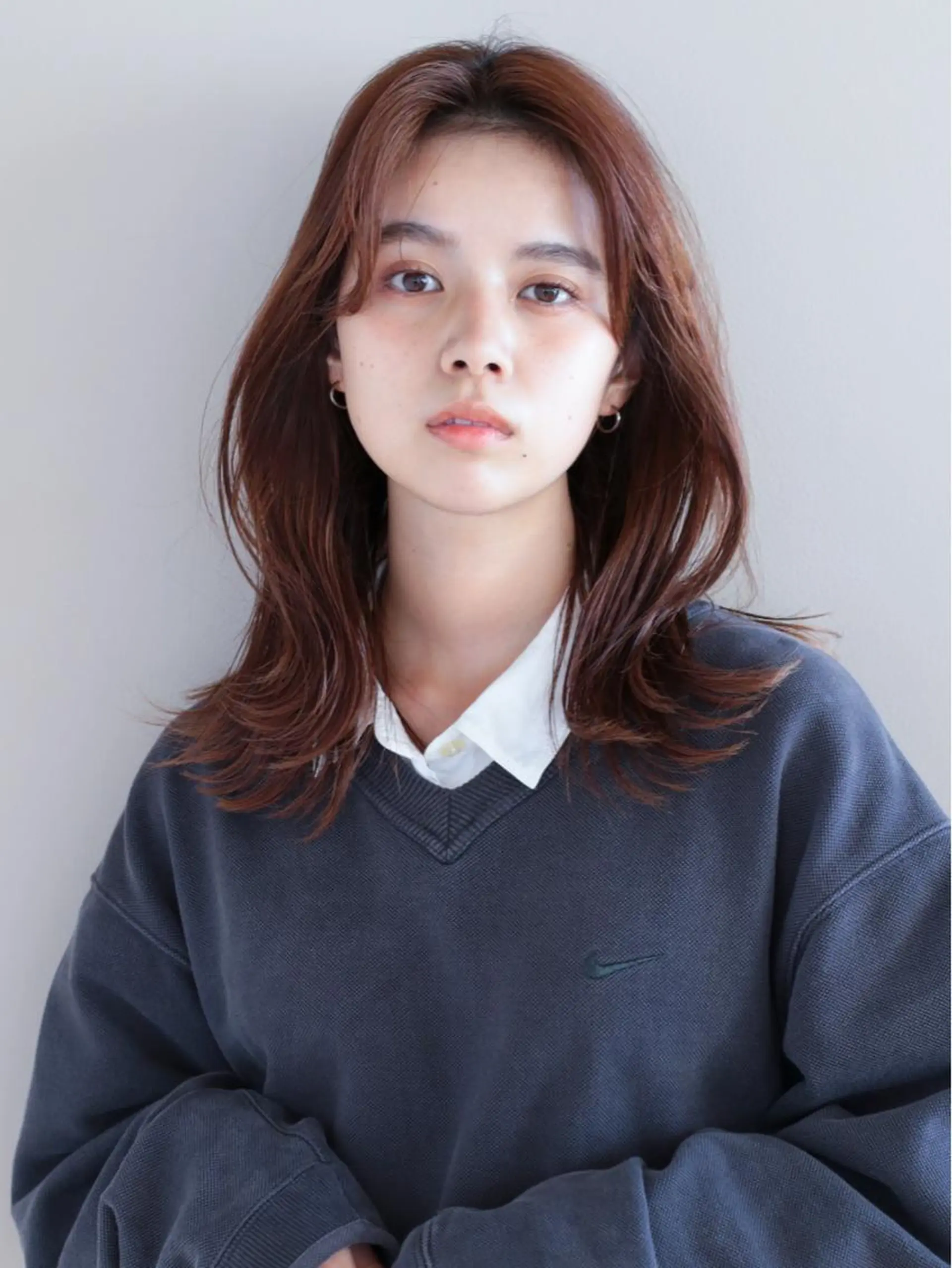 ミディアム くびれヘア 韓国風ヘア 外ハネヘア AFLOAT TOKYOのヘアスタイル