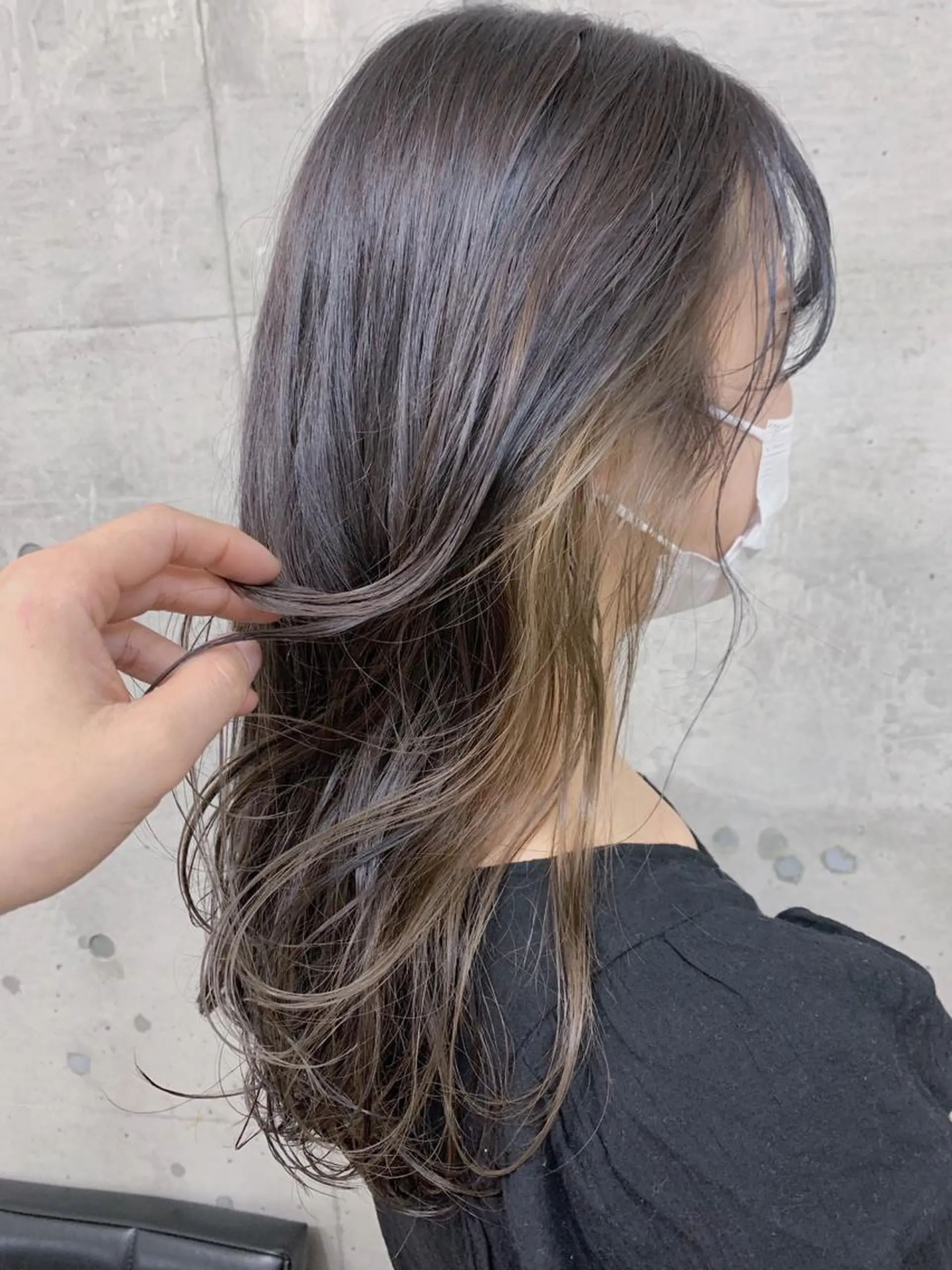 セミロング カラー 切りっぱなしボブ アディクシーカラー ブリーチ ケアブリーチ イヤリングカラー 松本 和之のエステ・リラクイメージ