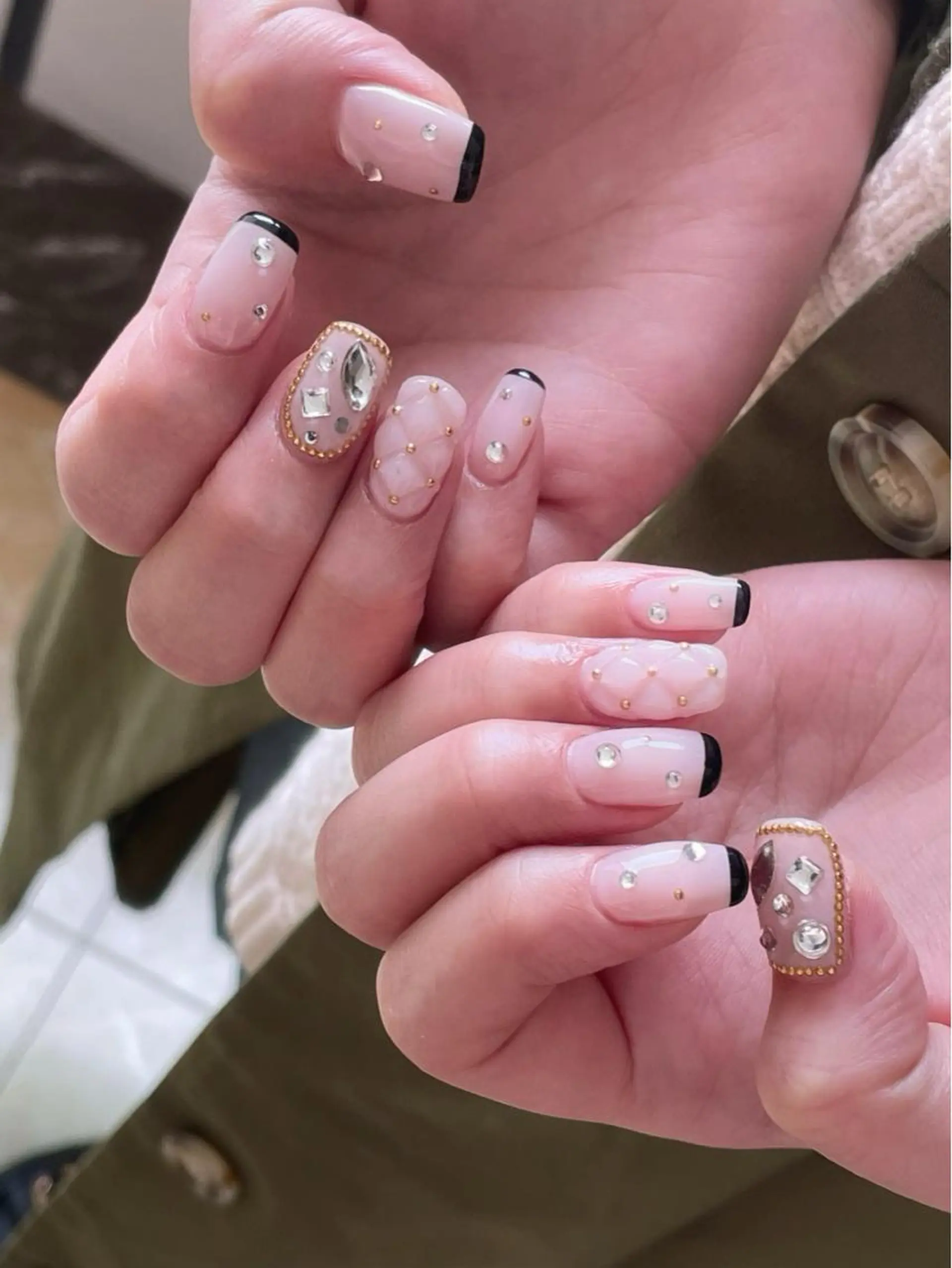 セミロング m kaori𓃟のネイルデザイン