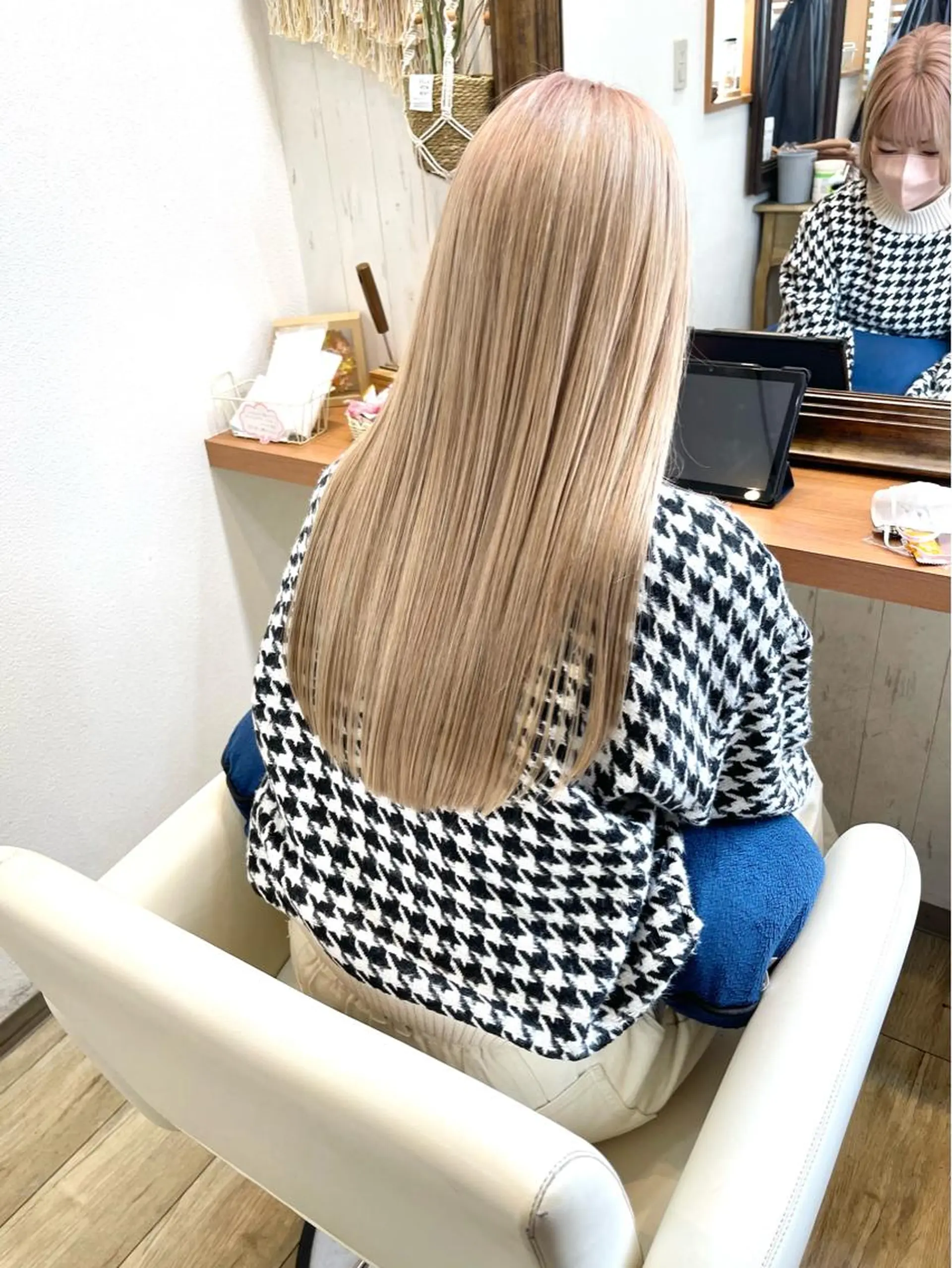 ロング 伊藤 一樹のヘアスタイル