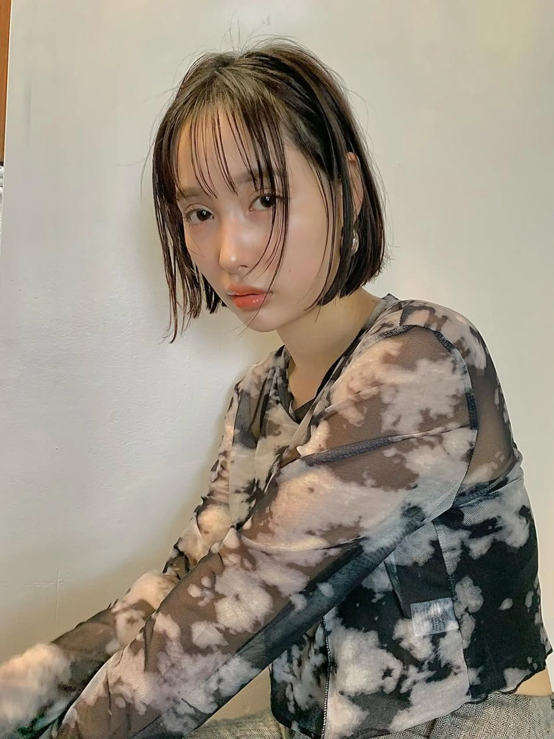 ショート ショートヘア カット ヘアカラー トリートメント ヘッドスパ ヘアセット 柔らかブラウン/顔周 りレイヤー♡ユウシのヘアスタイル