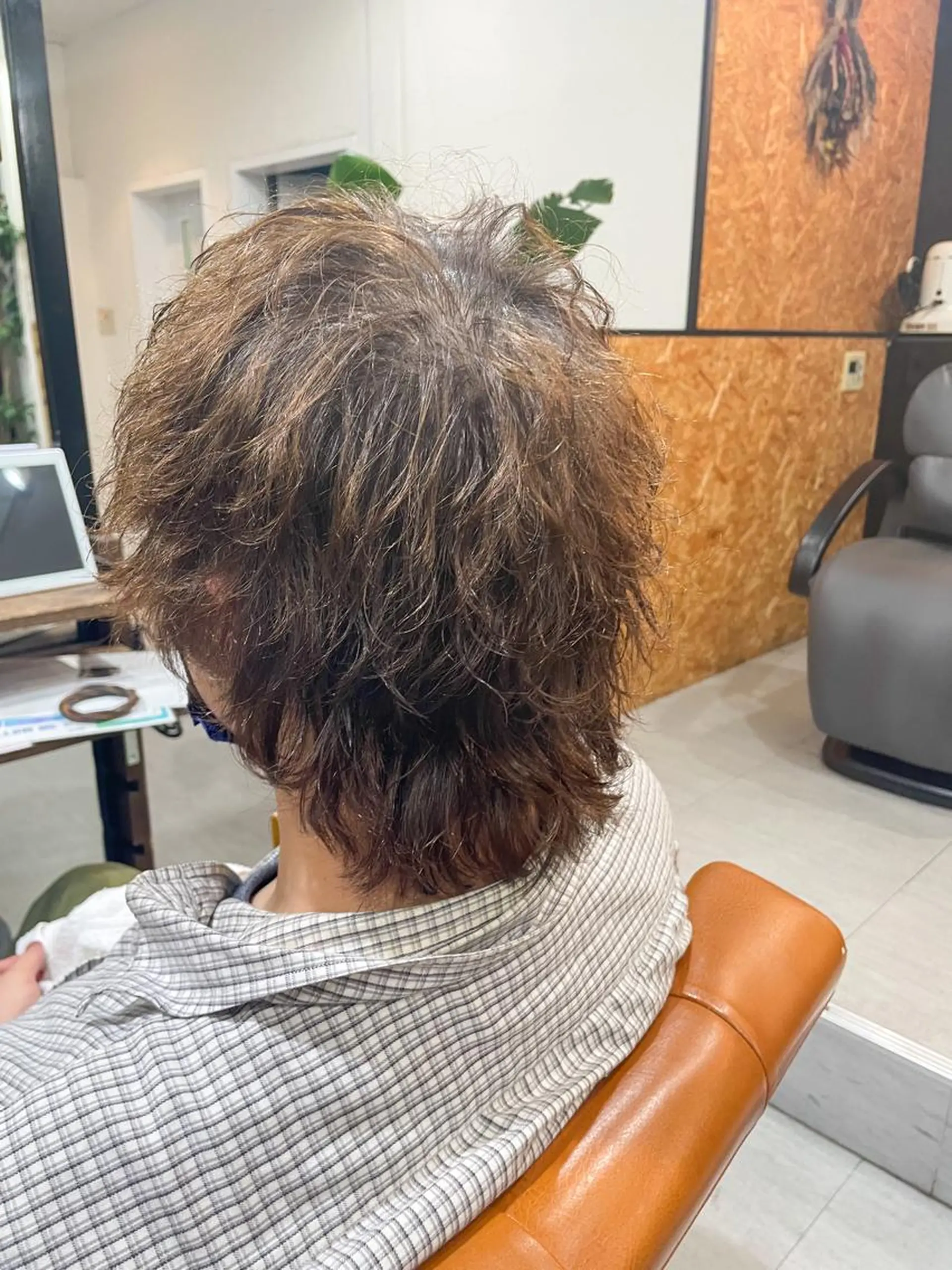 ショート メンズ メンズパーマ メンズウルフカット ウルフカット かんばら りょーいのヘアスタイル