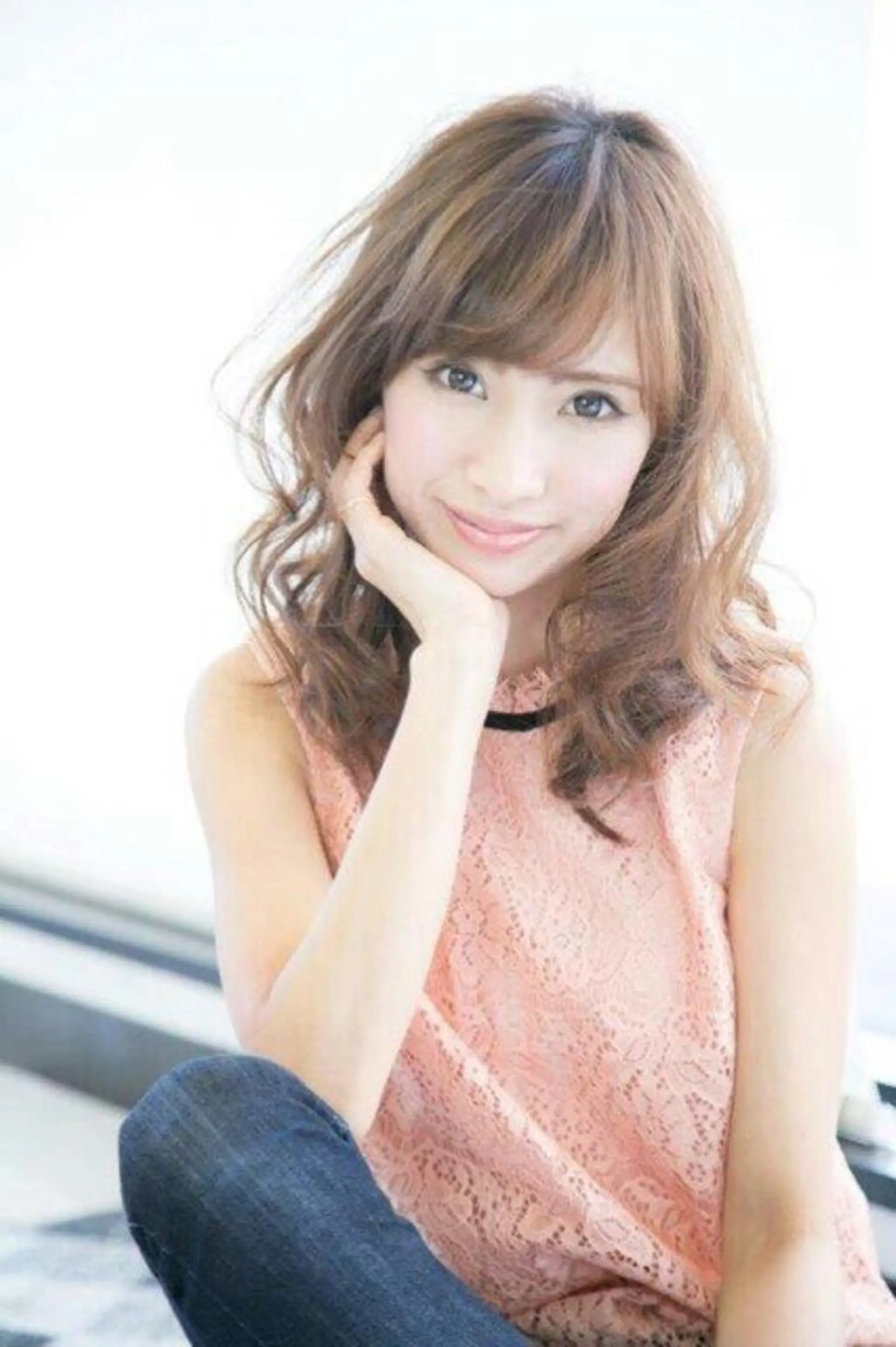 セミロング カラー パーマ 髪質改善 阪口 雄佑のヘアスタイル