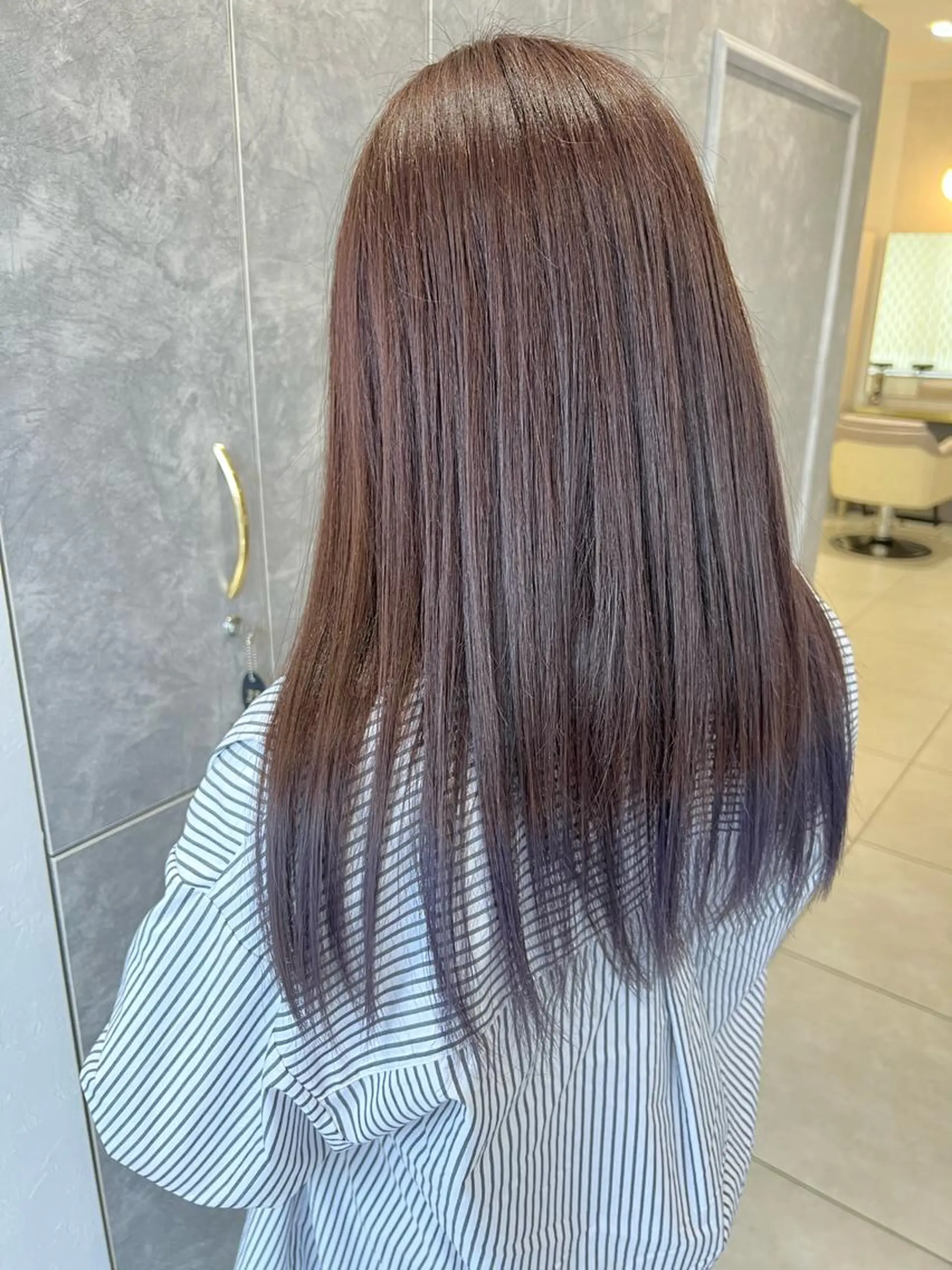 ロング 中嶋 彩乃のヘアスタイル