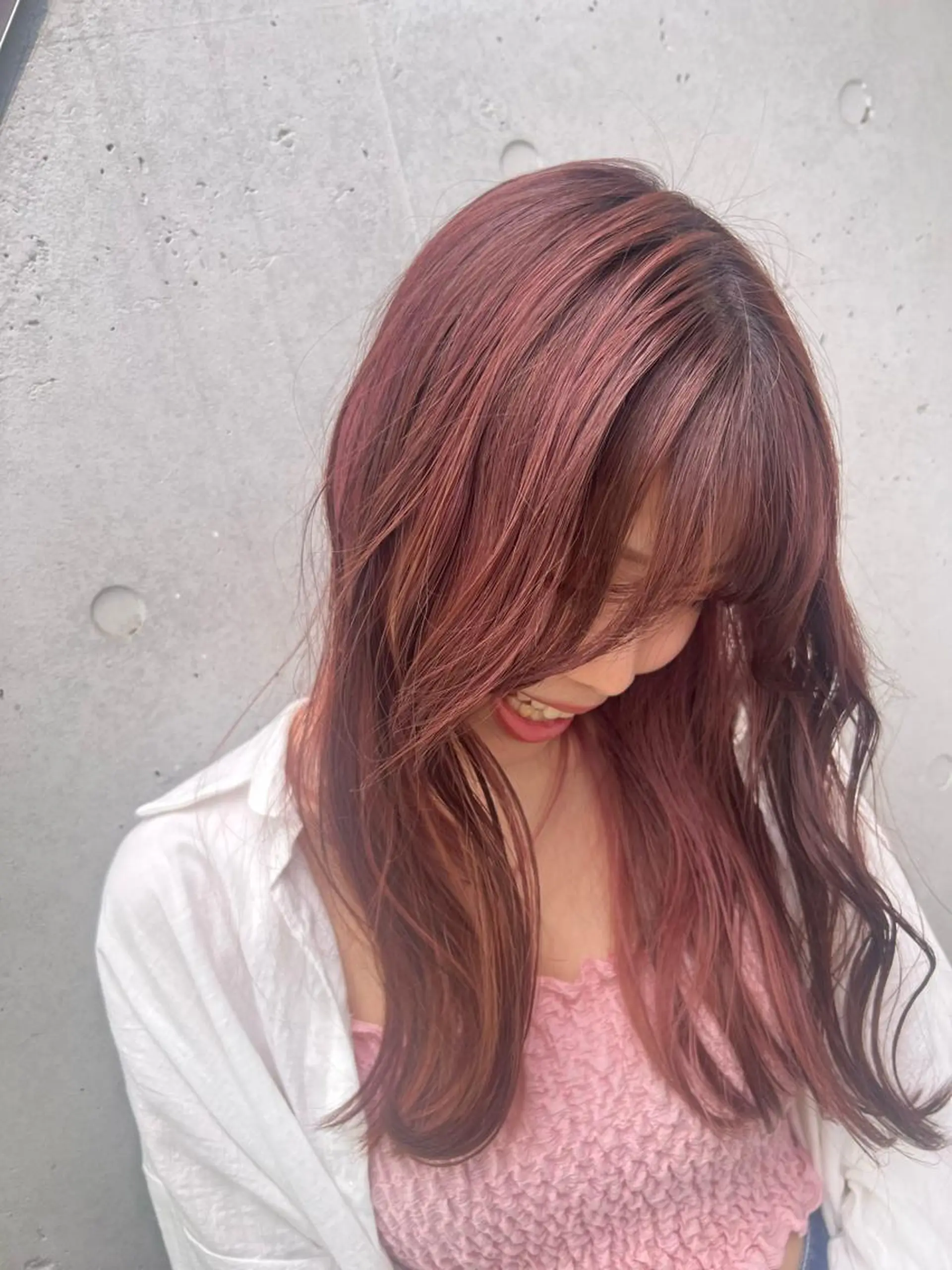 カラー ブラウンカラー インナーカラー ピンクカラー しみず さくら🌸のヘアスタイル