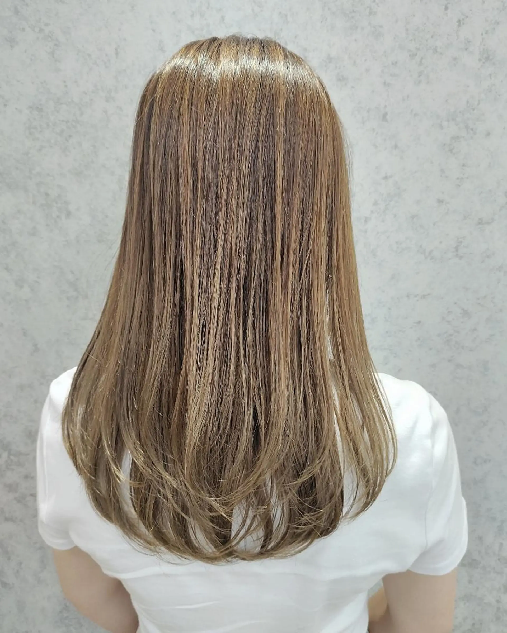 セミロング セミロングパーマ 髪質改善 韓国風ヘア 縮毛矯正 トリートメント noa tokyo ノアトウキョウ所属・銀座🍓個室🍓犬飼 英介😁のヘアスタイル