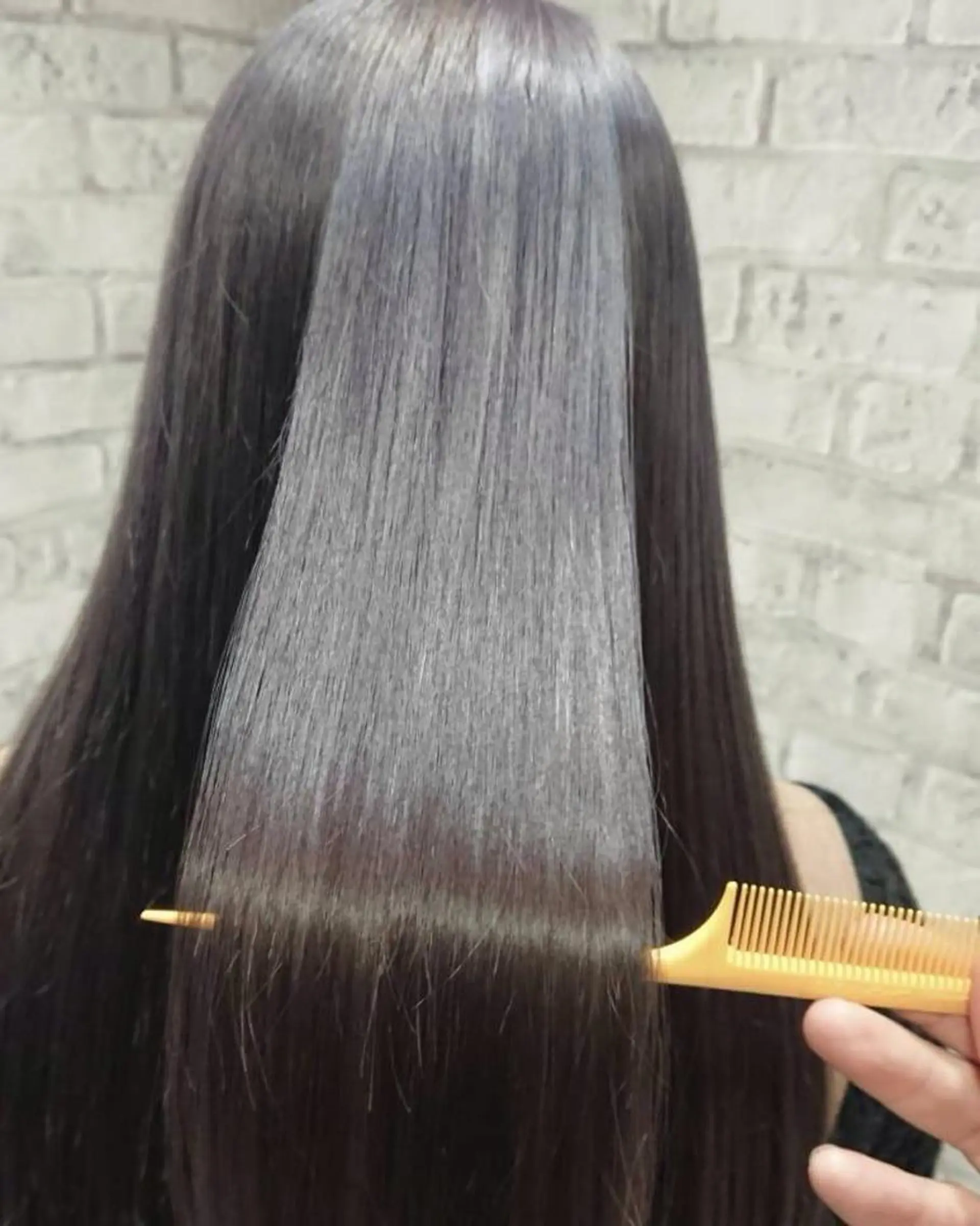 ロング EARTH 越谷店のヘアスタイル