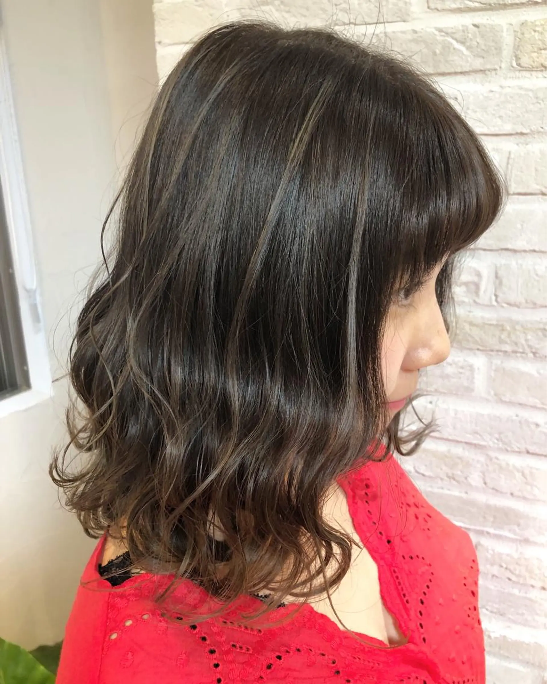 ミディアム カラー ヘアアレンジ グレージュ ハイライトカラー ハイライト ヘアカラー トリートメント 遠藤 拓馬のヘアスタイル