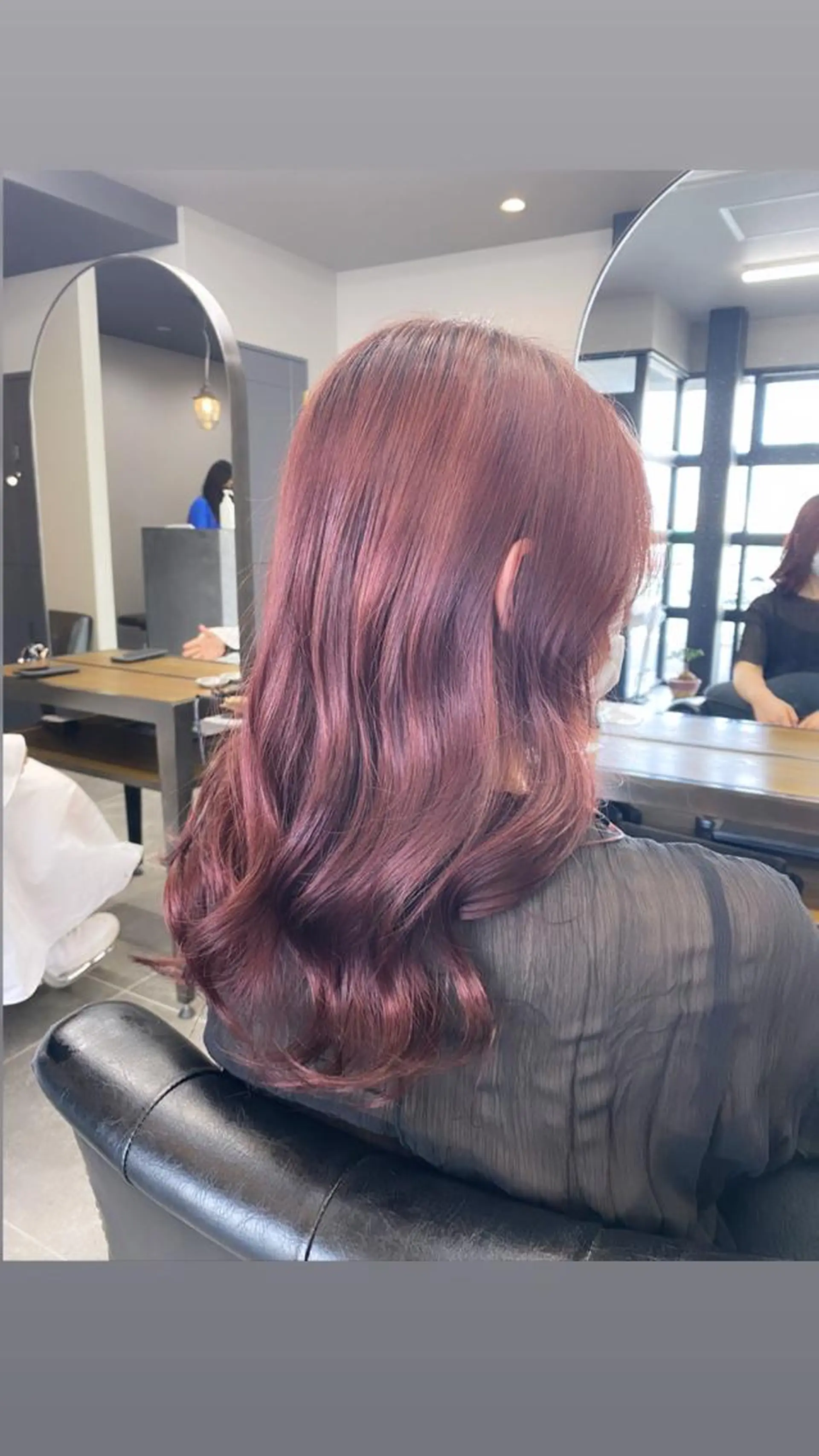 ロング maco 艶感ハイトーン🦋のヘアスタイル